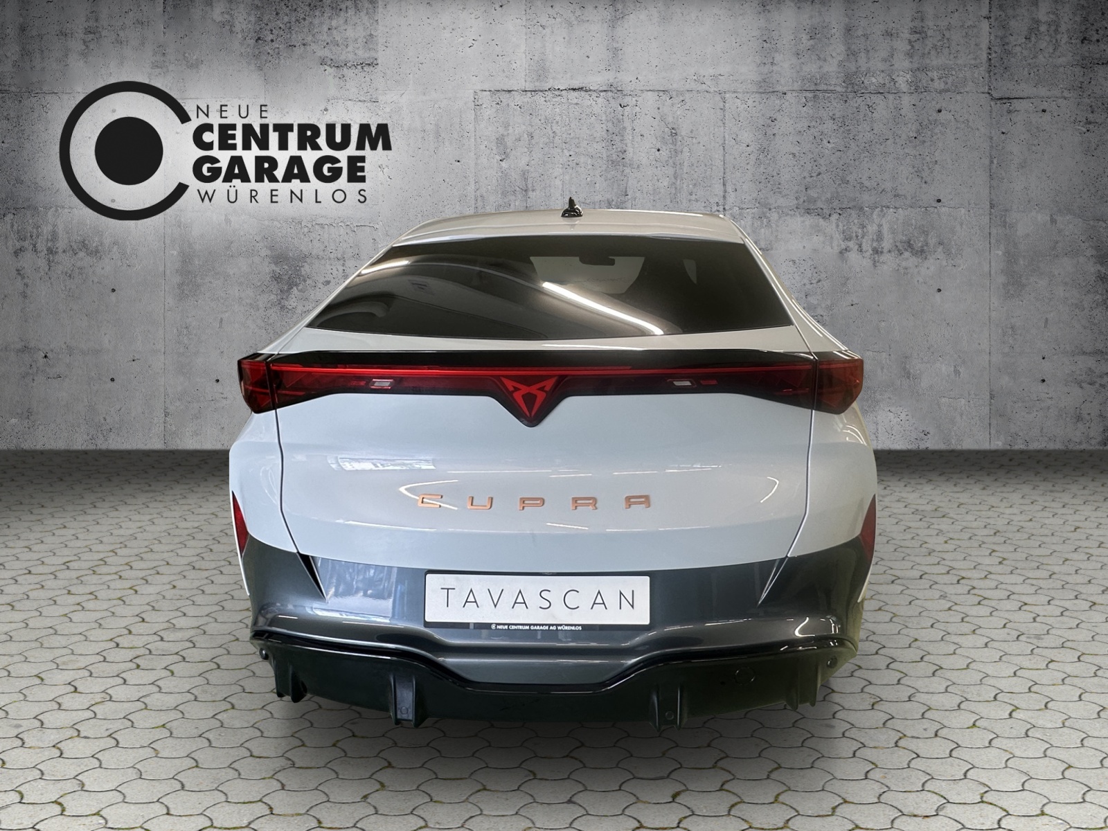 CUPRA Tavascan 77 kWh Edge 4D-image-6