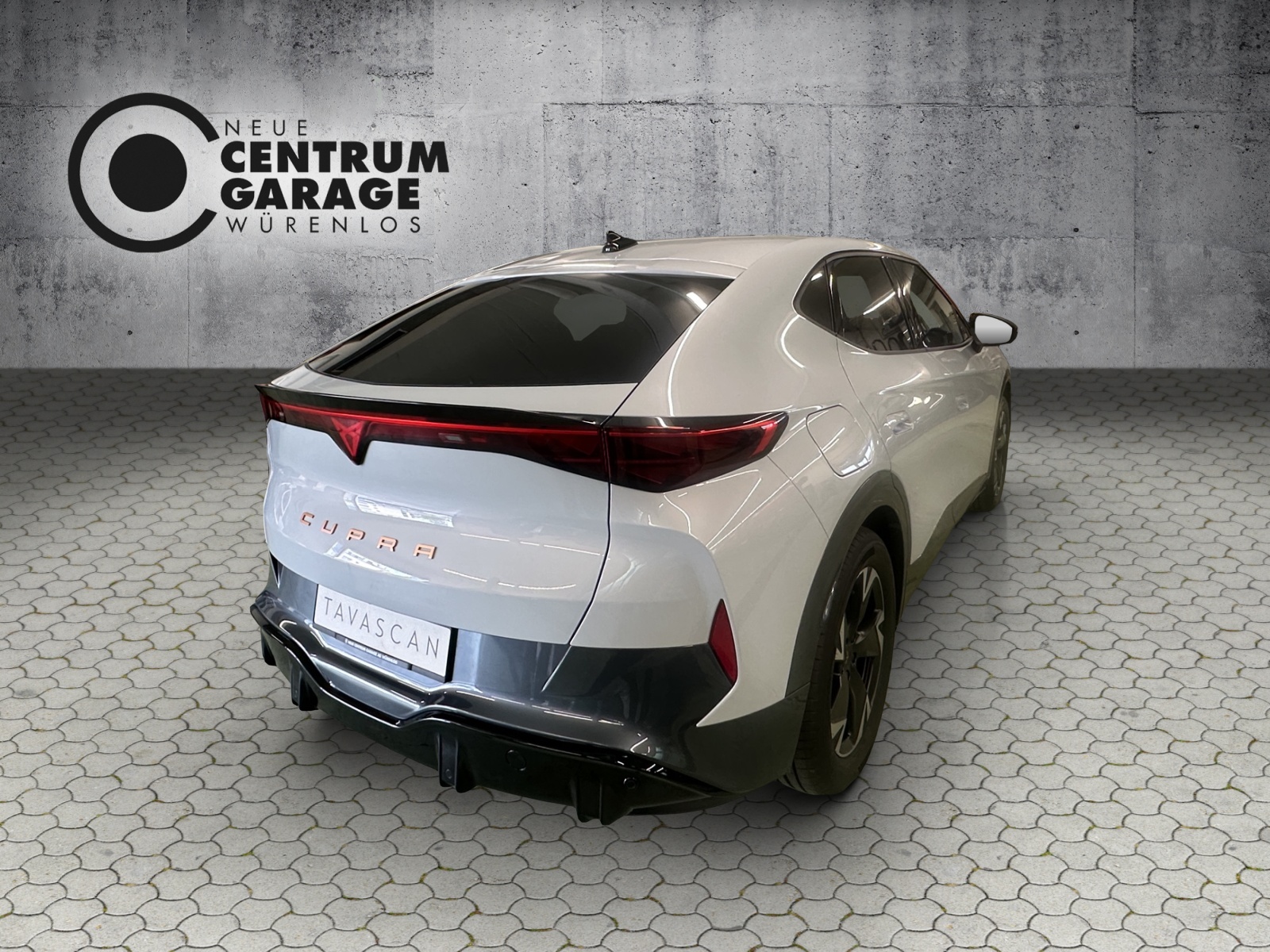 CUPRA Tavascan 77 kWh Edge 4D-image-3