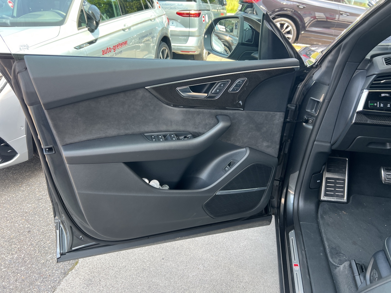 AUDI SQ8 50 TDI quattro tiptronic-image-6