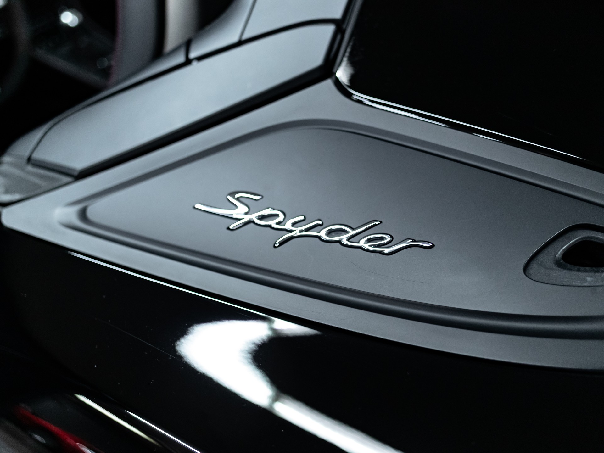 PORSCHE 718 Boxster Spyder *Porsche Approved*-image-6