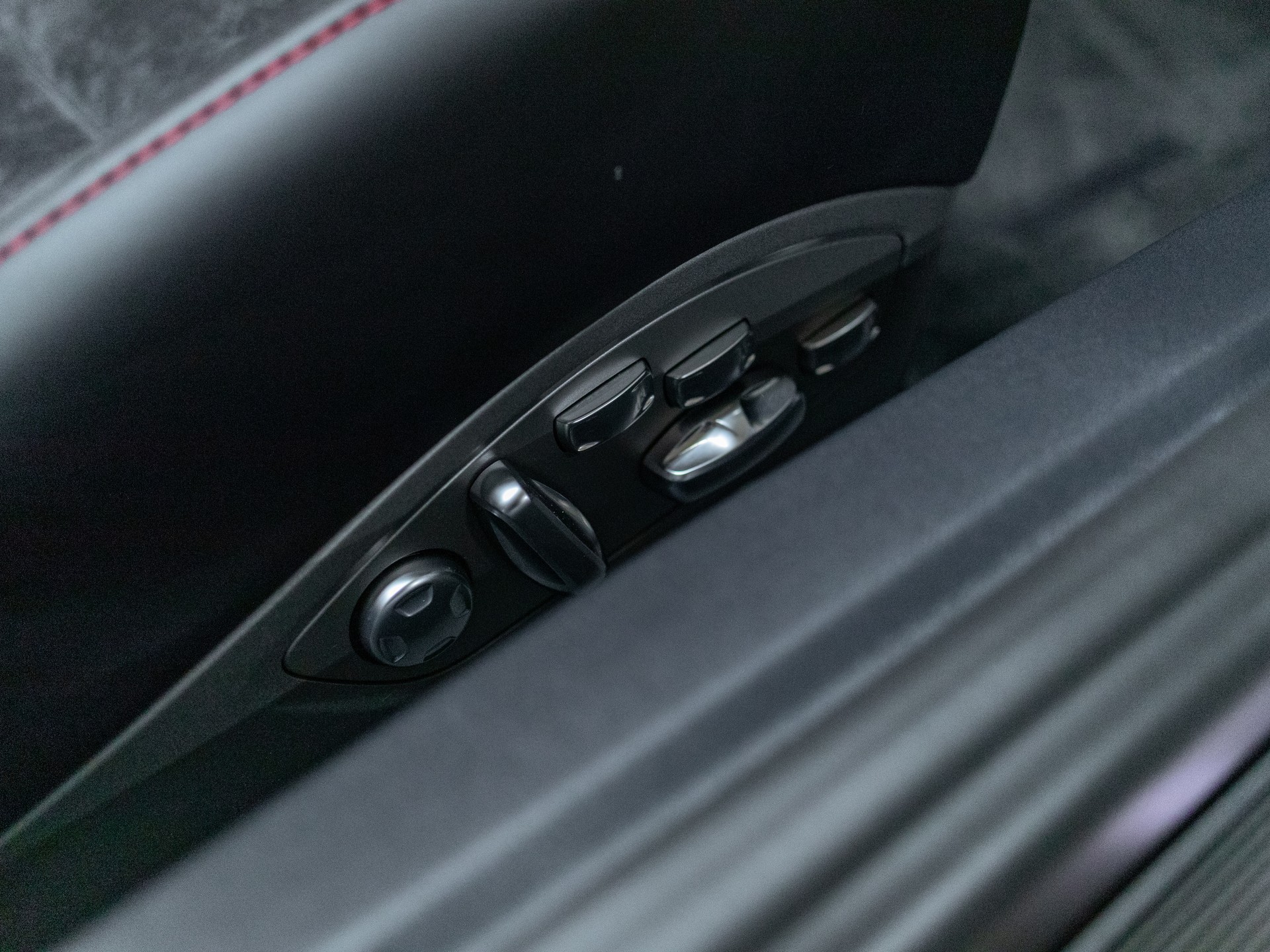 PORSCHE 718 Boxster Spyder *Porsche Approved*-image-11