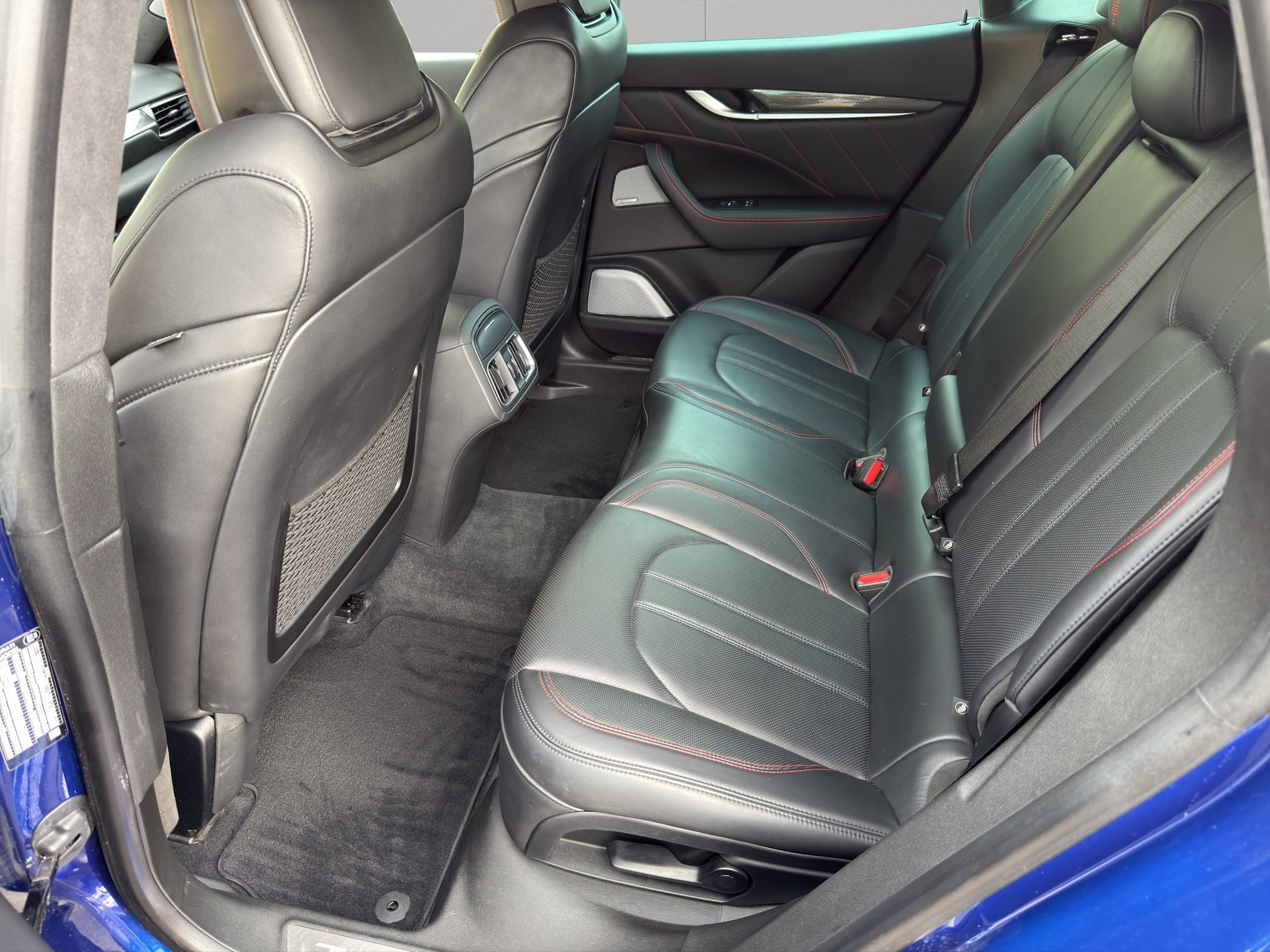MASERATI Levante S 3.0 V6 GranSport Automatica-image-9