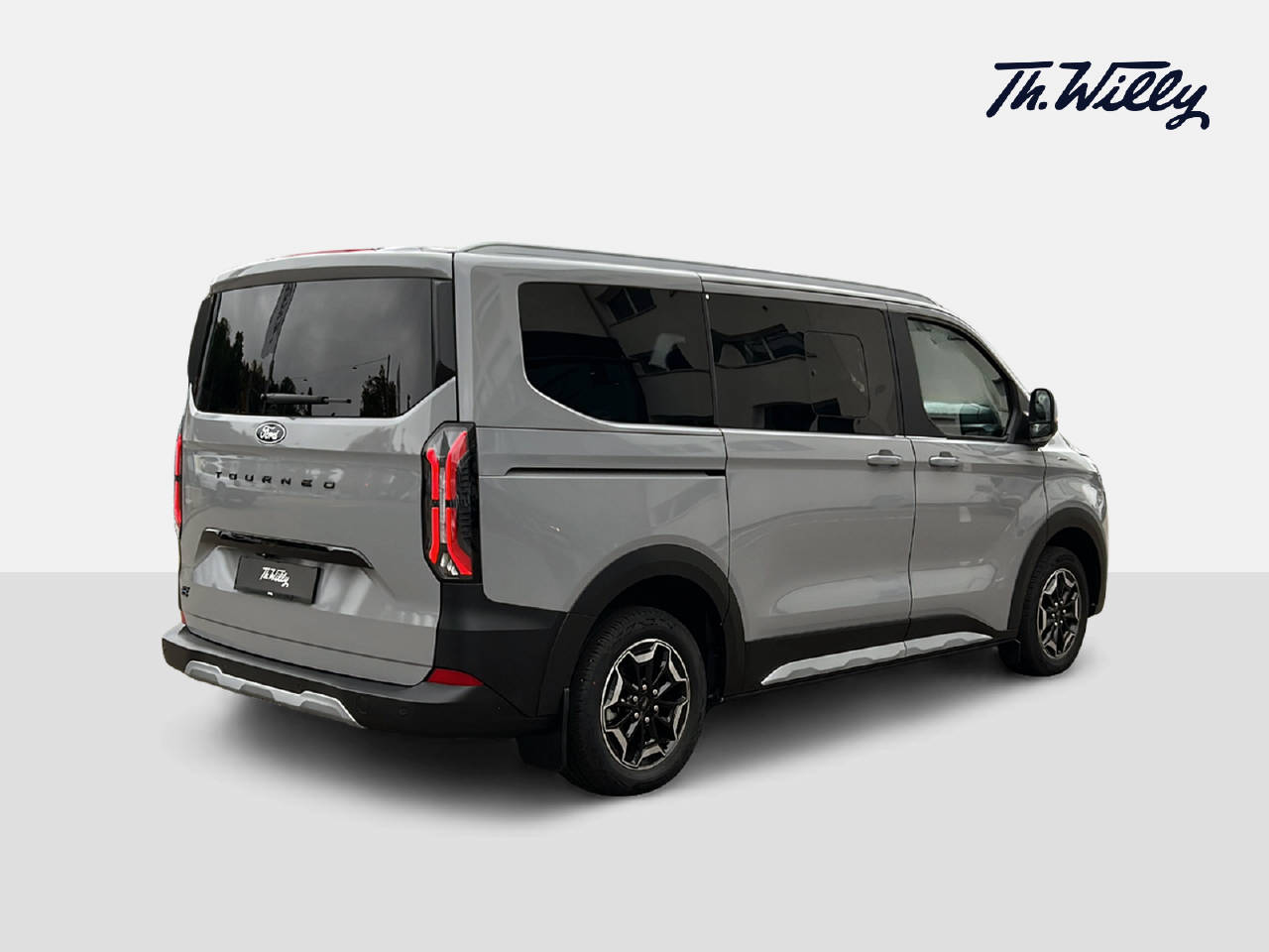 FORD E-Tourneo C Bus 340 L1 Active-image-4