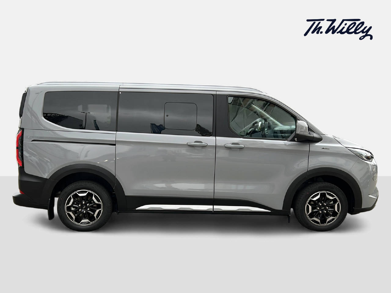 FORD E-Tourneo C Bus 340 L1 Active-image-5