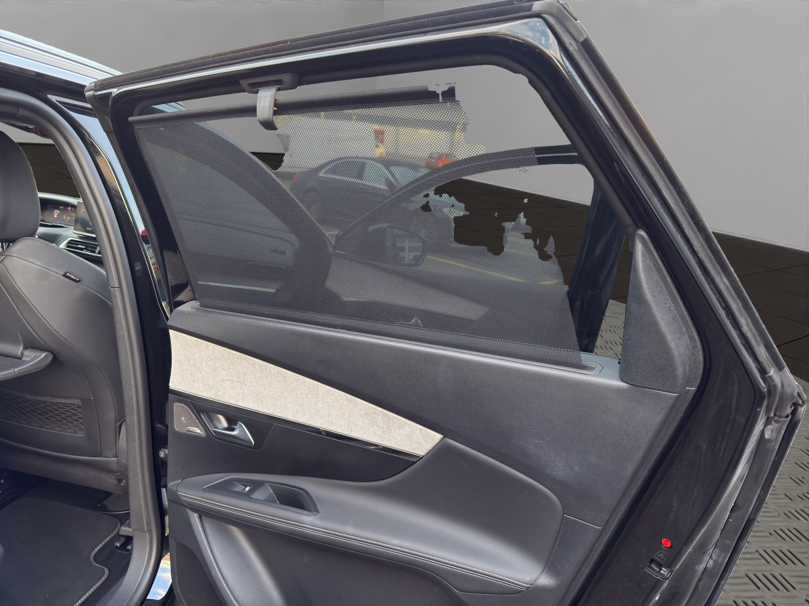 PEUGEOT 5008 136 e-DCS6 GT-image-20