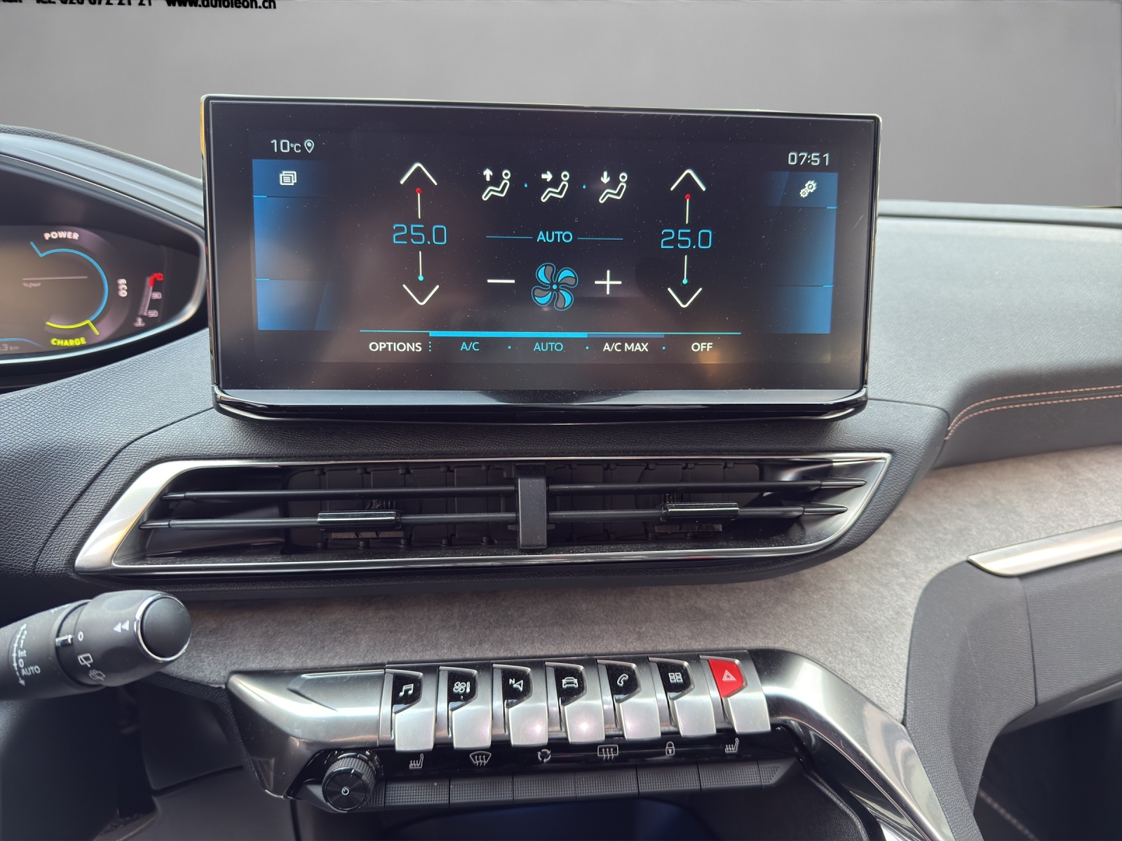 PEUGEOT 5008 136 e-DCS6 GT-image-15