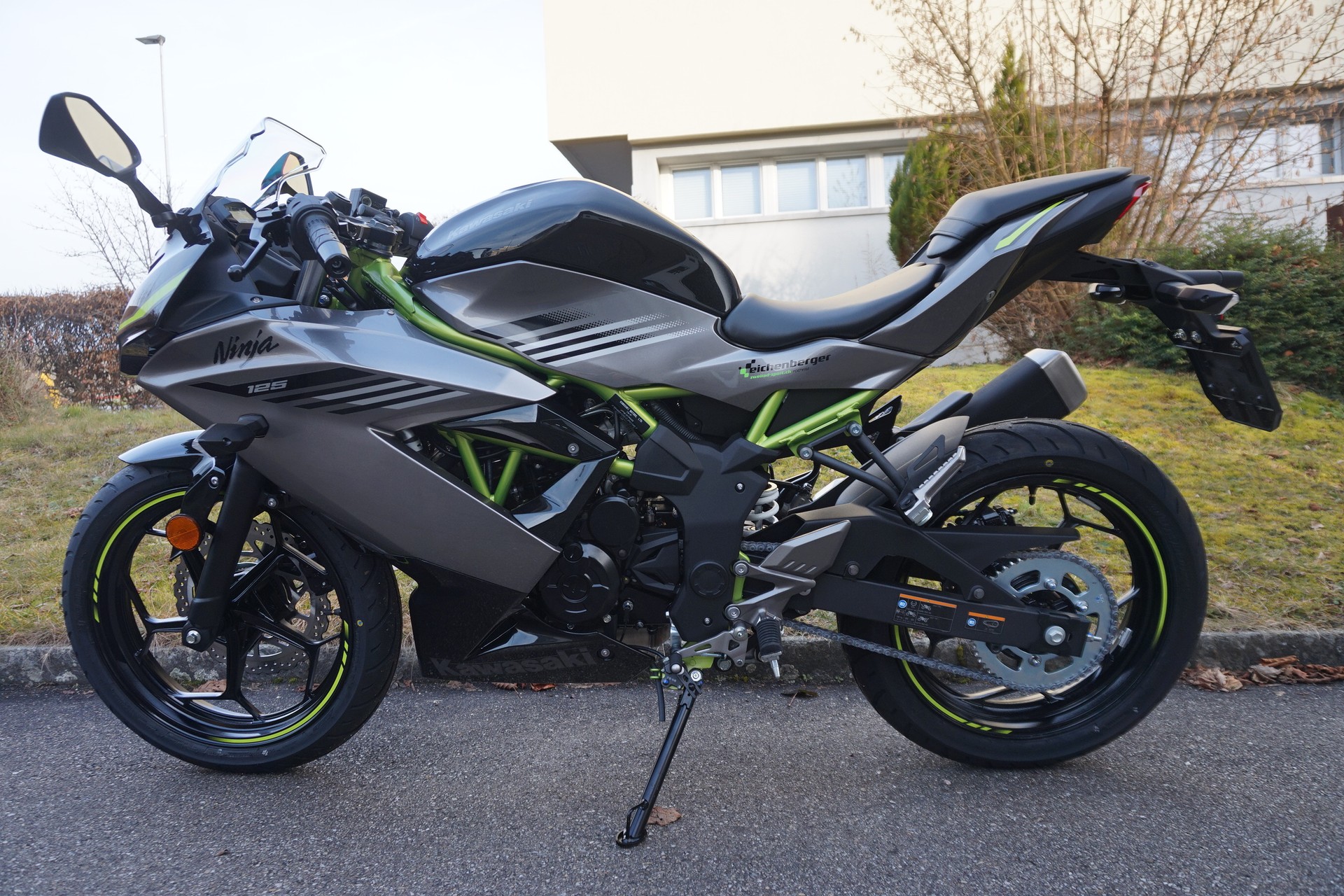 KAWASAKI Ninja 125 ABS MY26-image-7