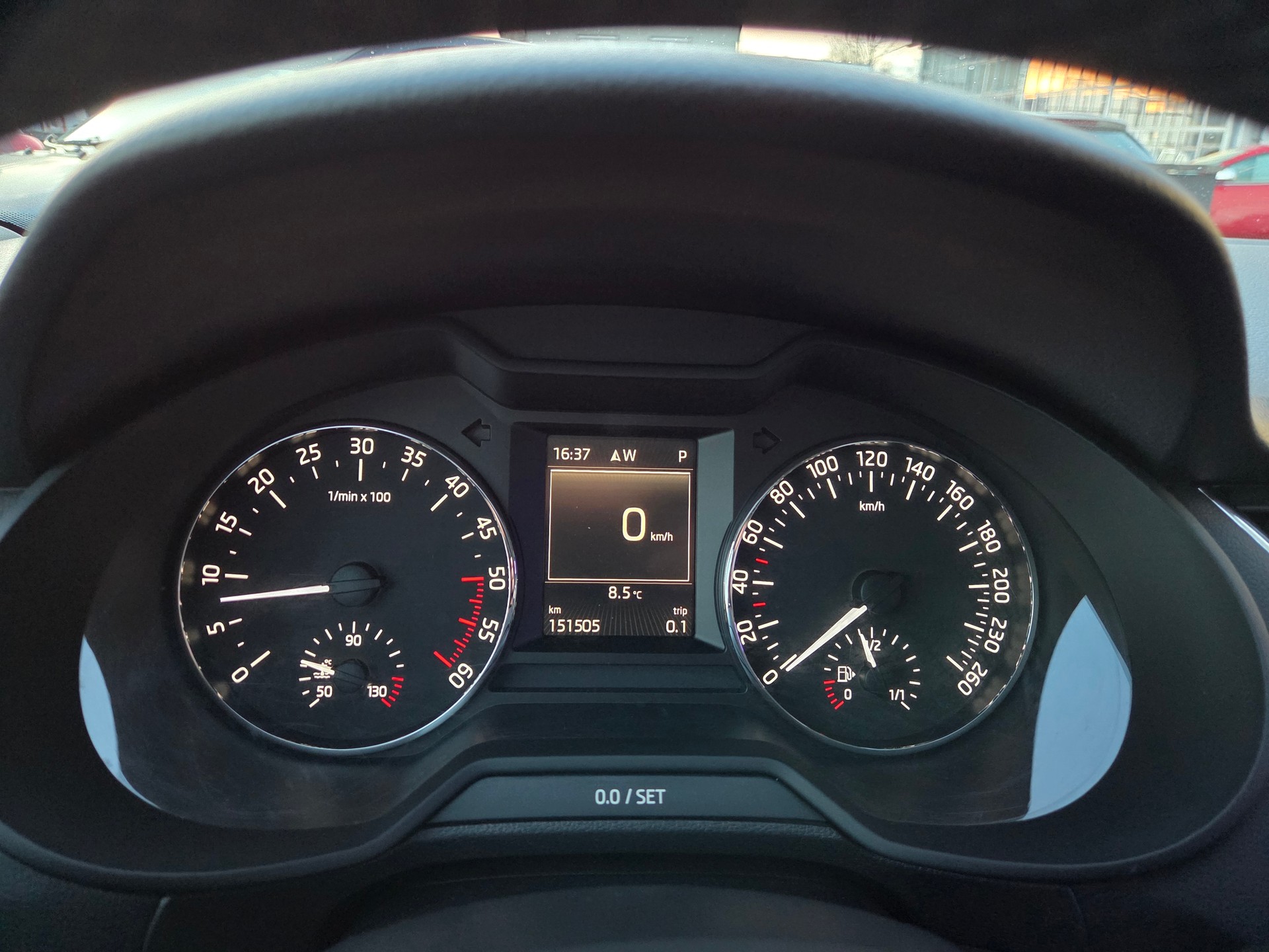 SKODA Octavia Combi 1.6 TDI Ambition DSG-image-22