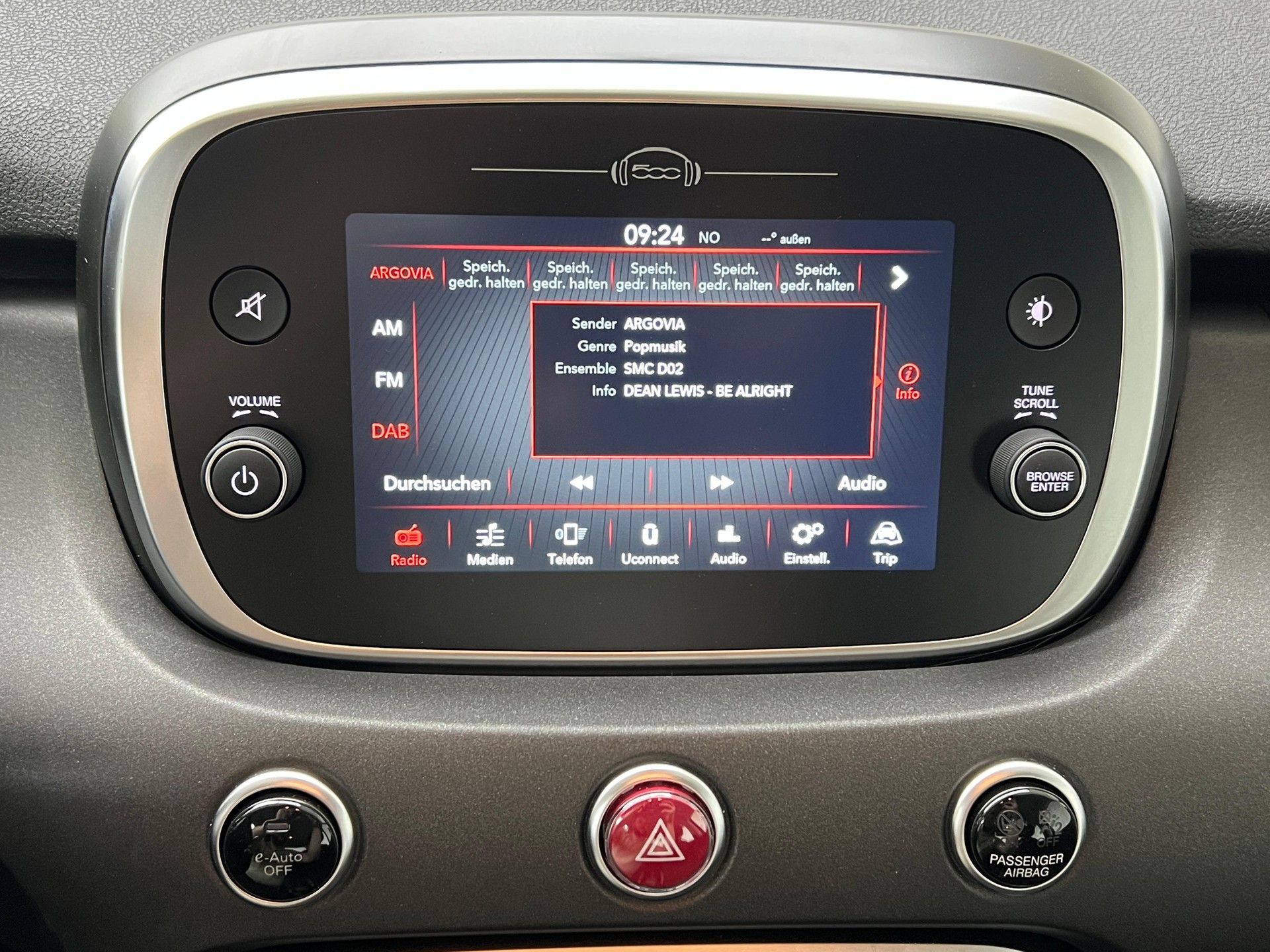 FIAT 500 X 1.5 Hybrid Dolcevita-image-11