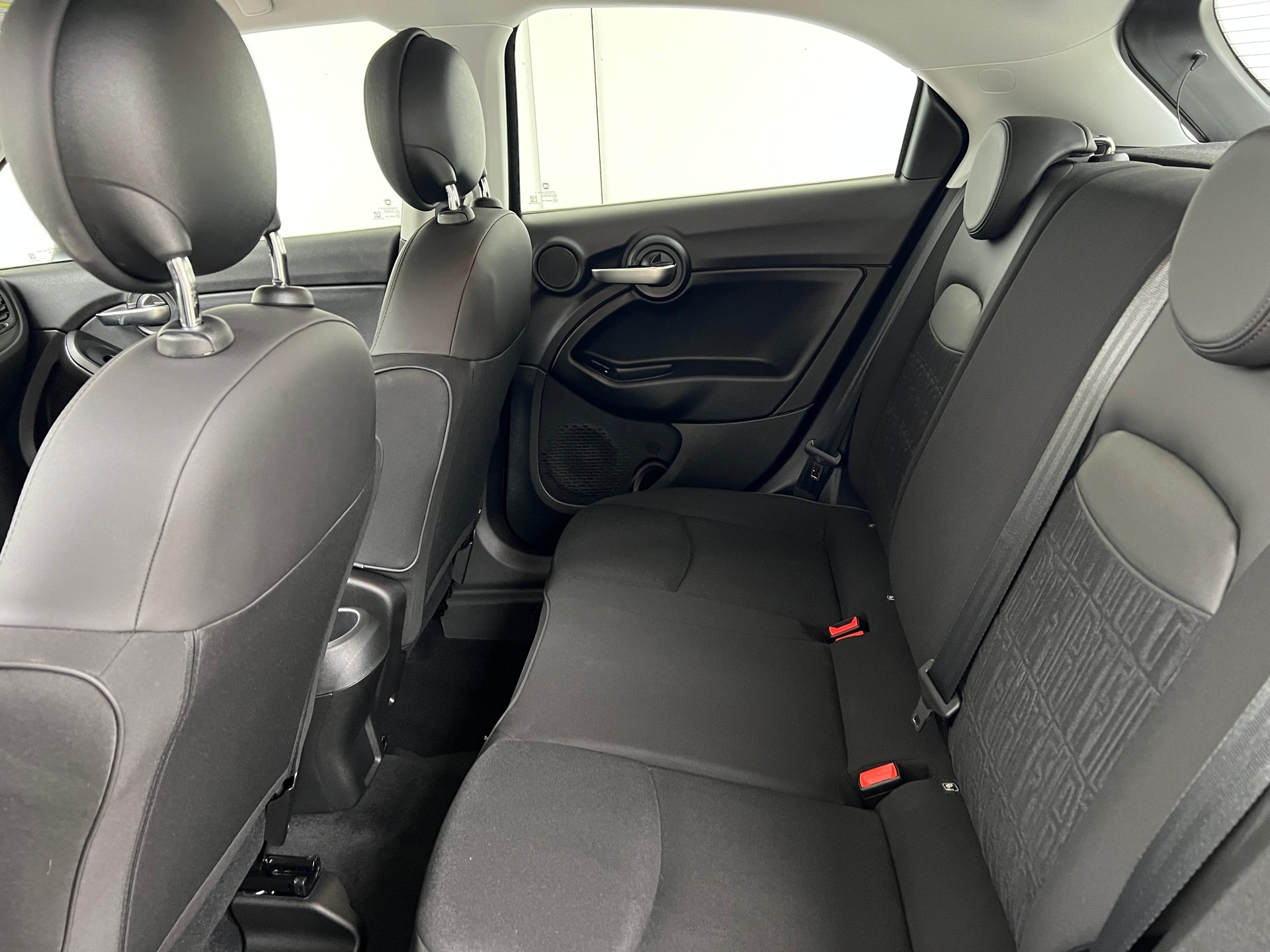 FIAT 500 X 1.5 Hybrid Dolcevita-image-8
