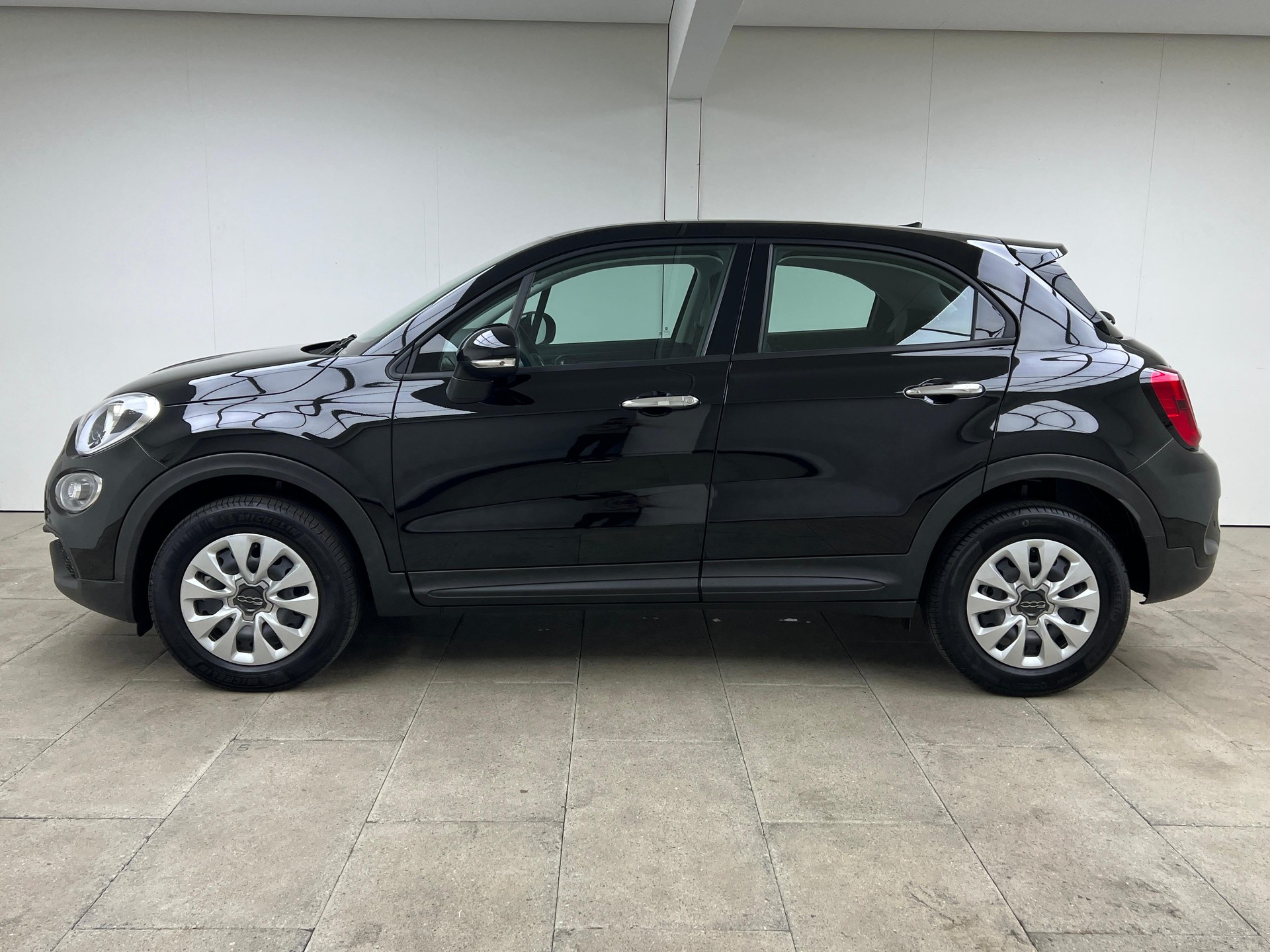 FIAT 500 X 1.5 Hybrid Dolcevita-image-2