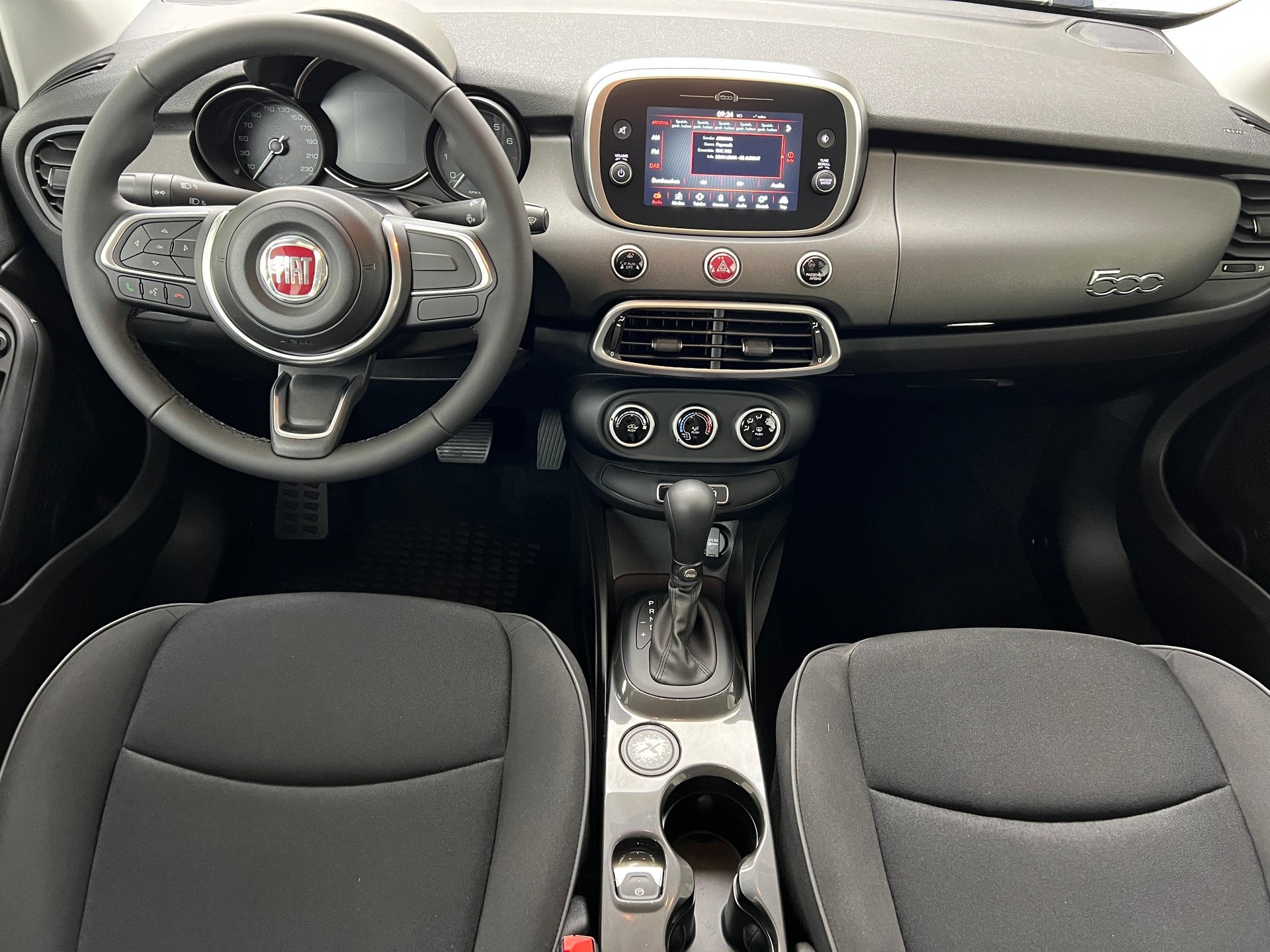 FIAT 500 X 1.5 Hybrid Dolcevita-image-9