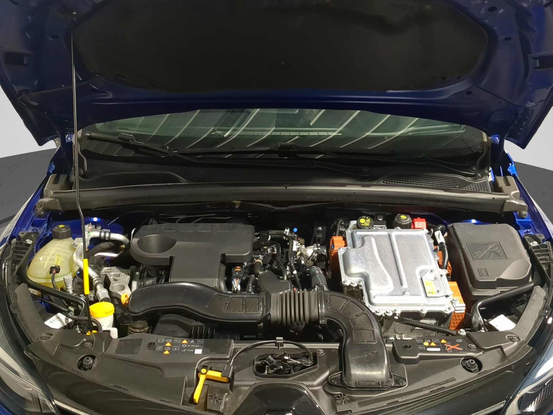 RENAULT Clio 1.6 E-Tech RS Line-image-22