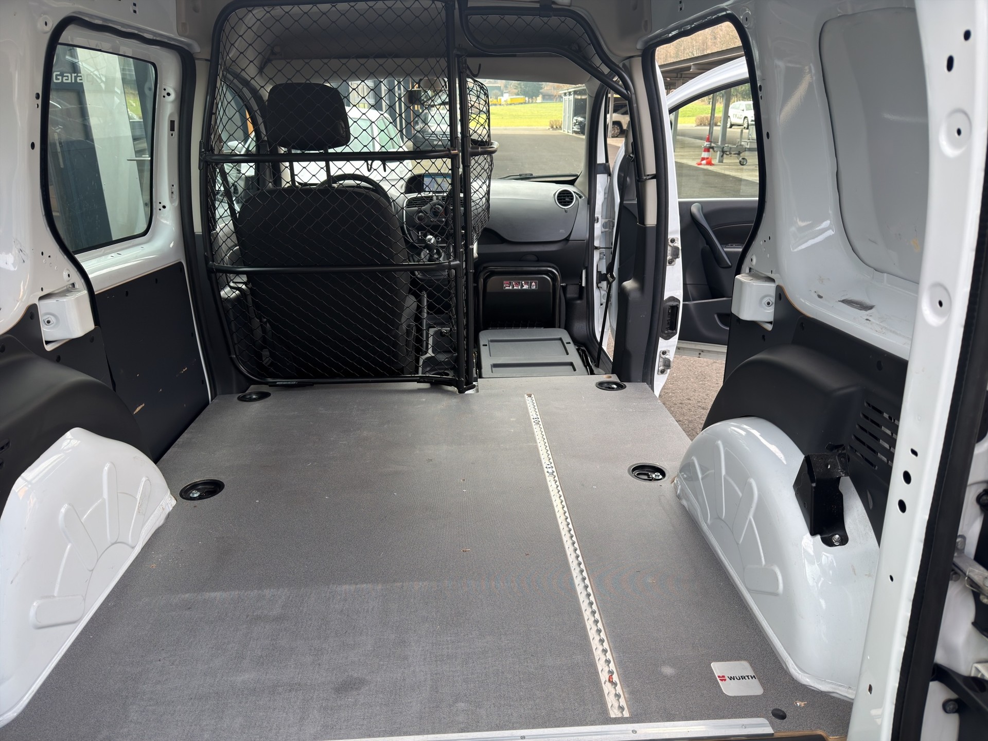 RENAULT Kangoo ENERGY dCi 95 Medium Limited-image-14