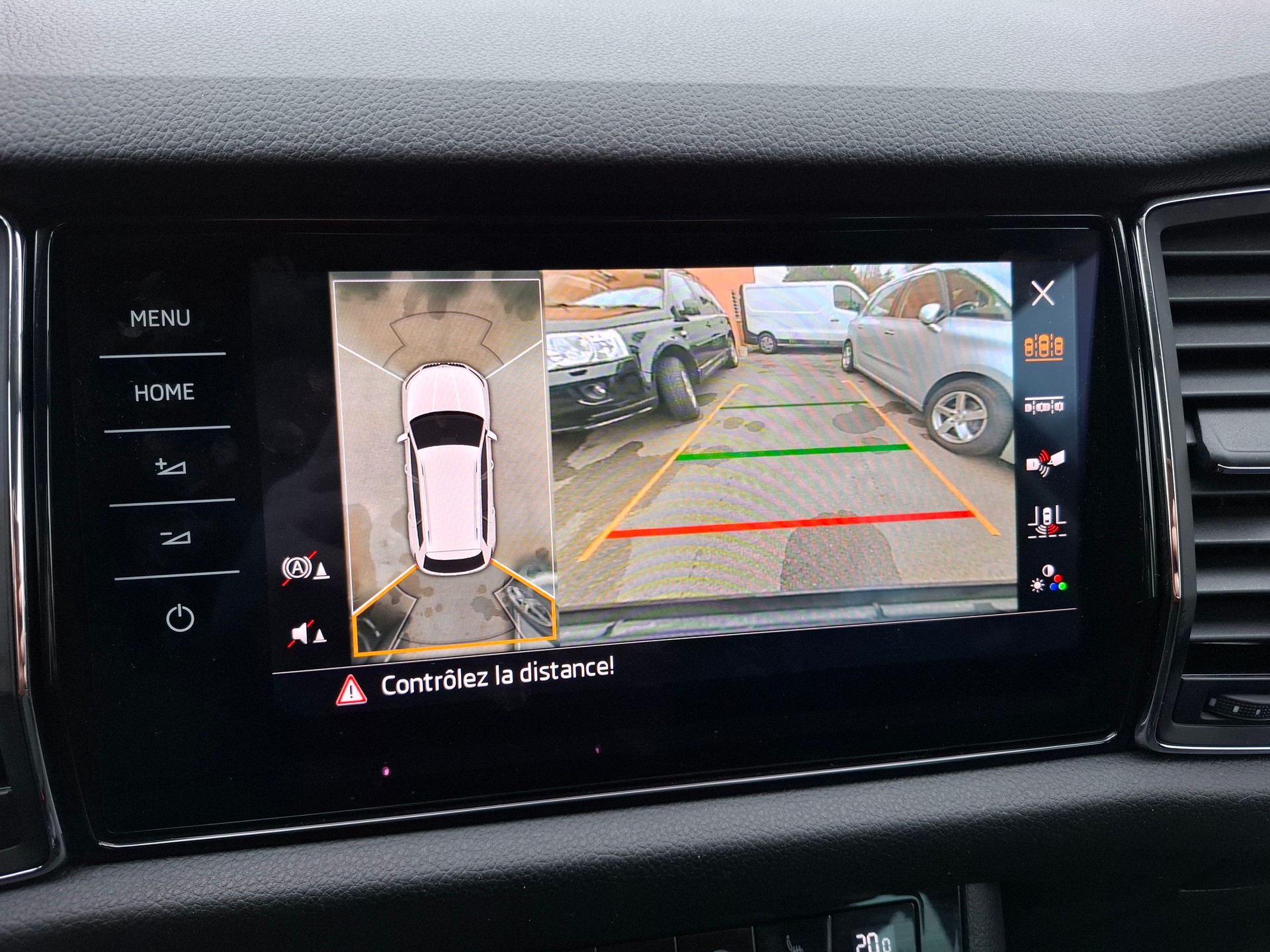 SKODA Kodiaq 2.0 TSI 4x4 Sport Line-image-11