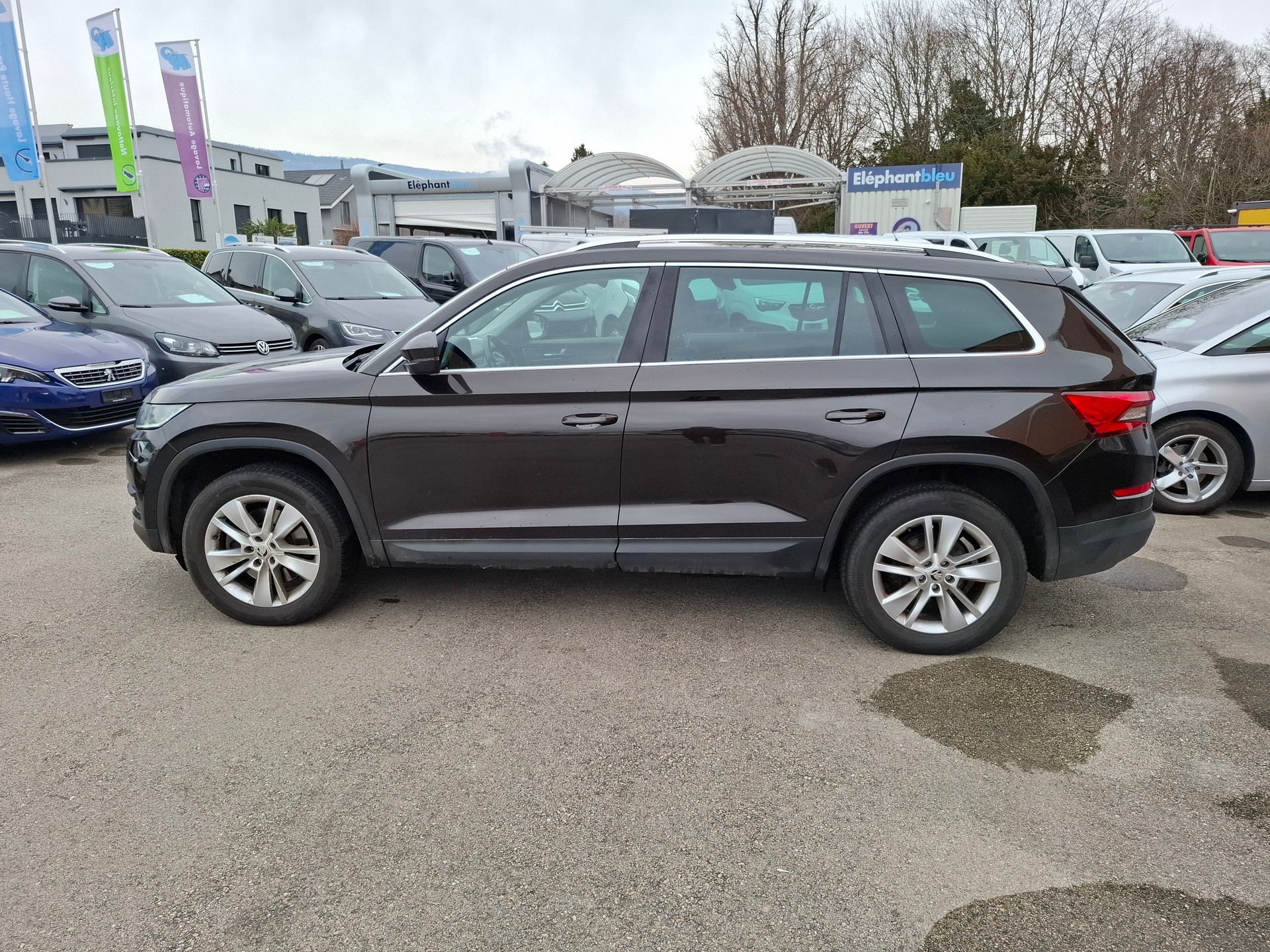 SKODA Kodiaq 2.0 TSI 4x4 Sport Line-image-4