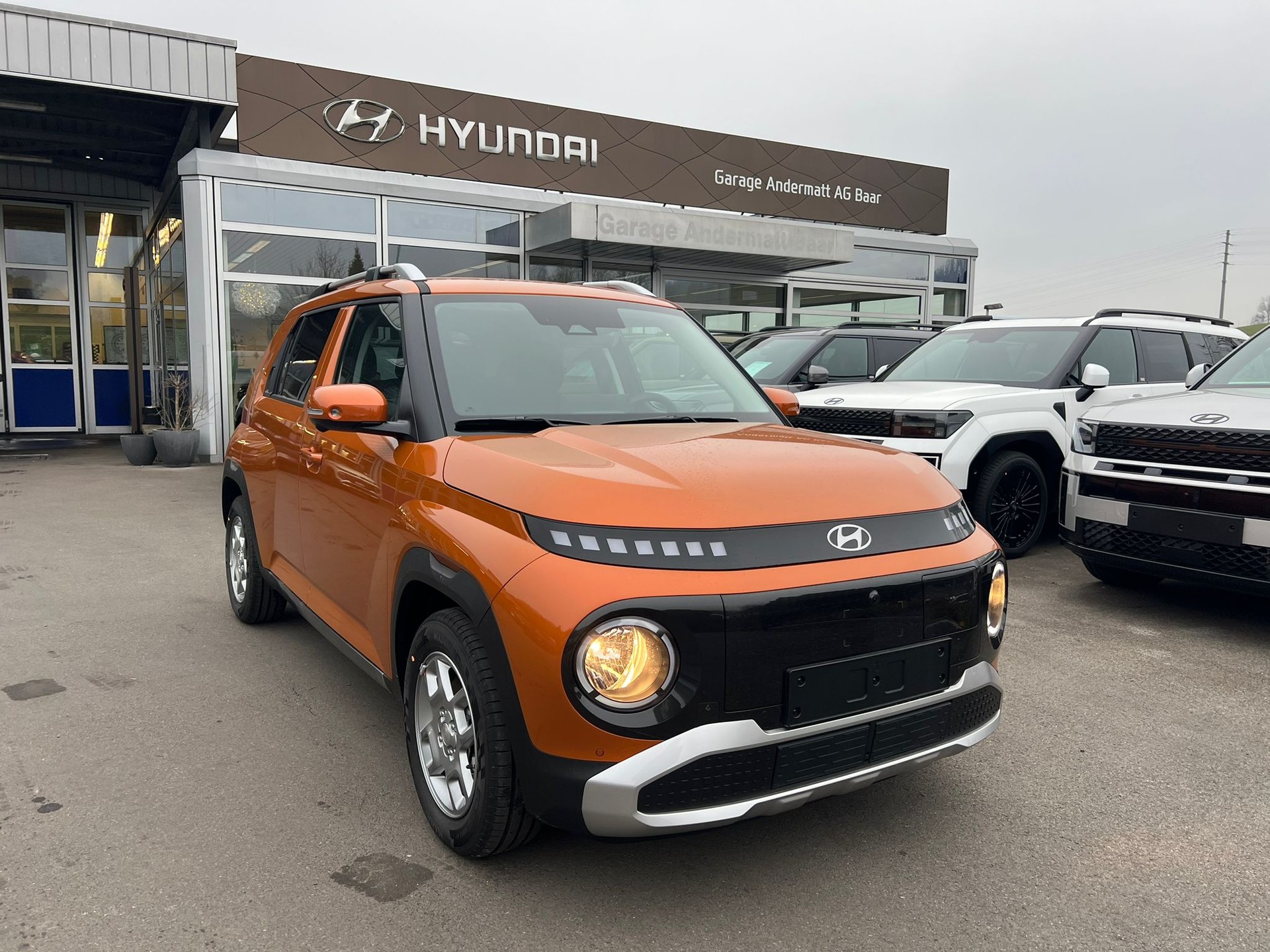 HYUNDAI Inster 49kWh Amplia-image-0