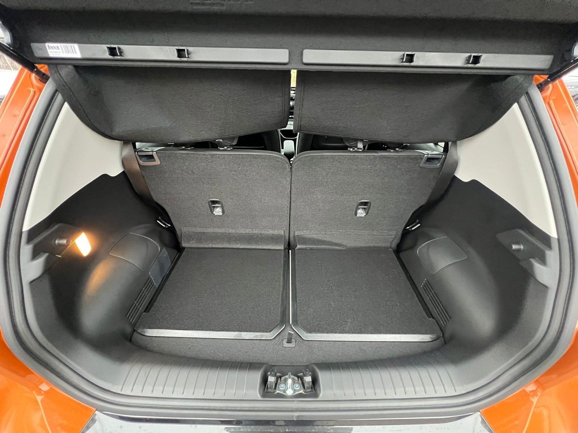 HYUNDAI Inster 49kWh Amplia-image-6