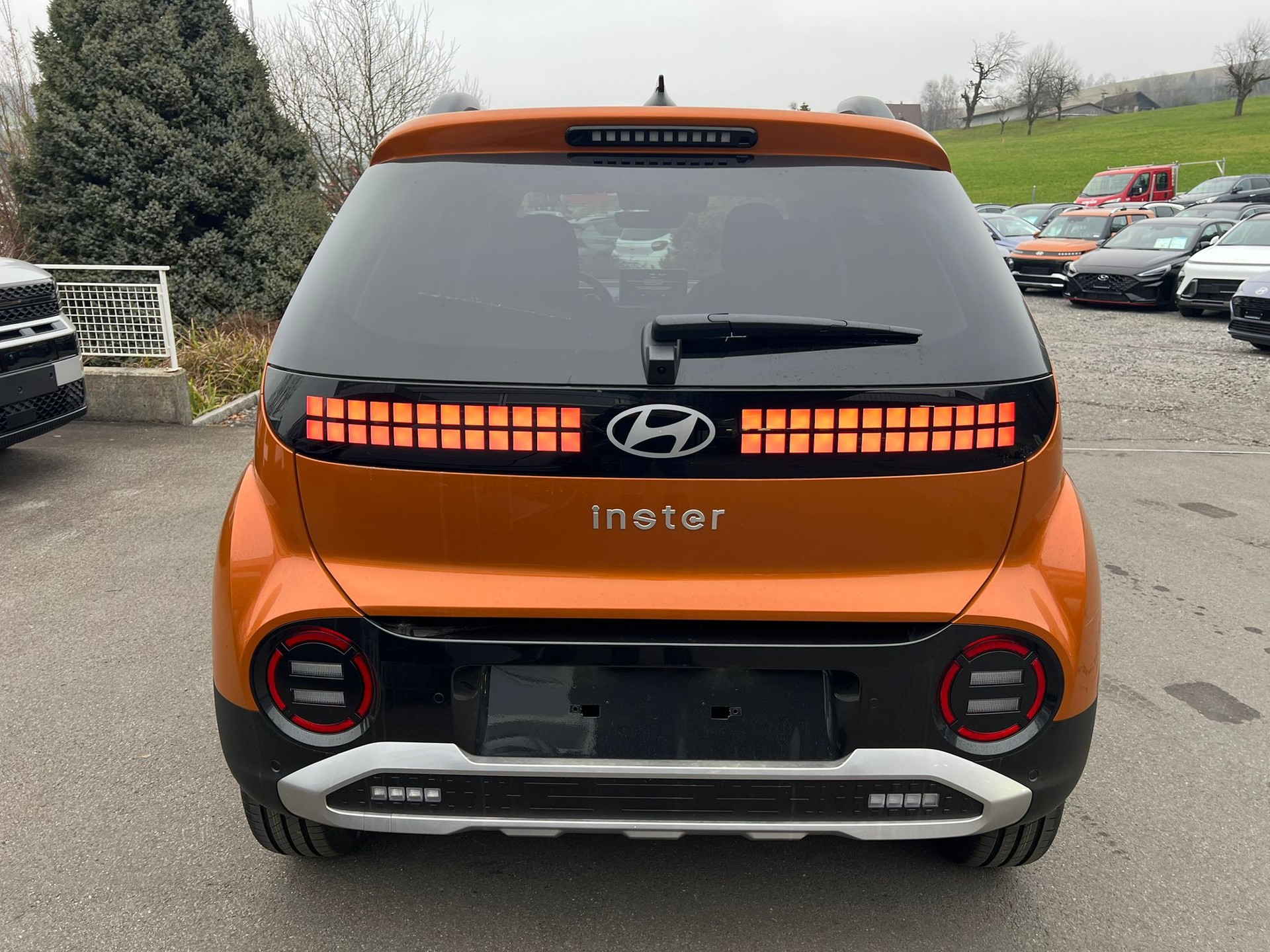 HYUNDAI Inster 49kWh Amplia-image-5