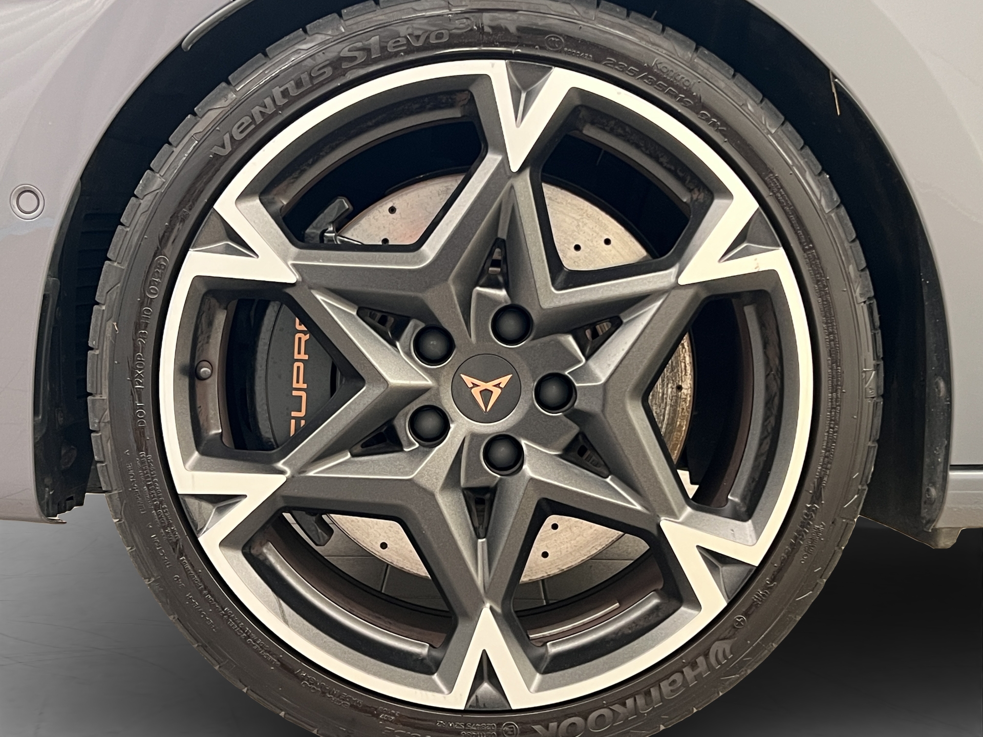 CUPRA Leon ST 2.0 TSI 333 VZ 4Drive-image-8