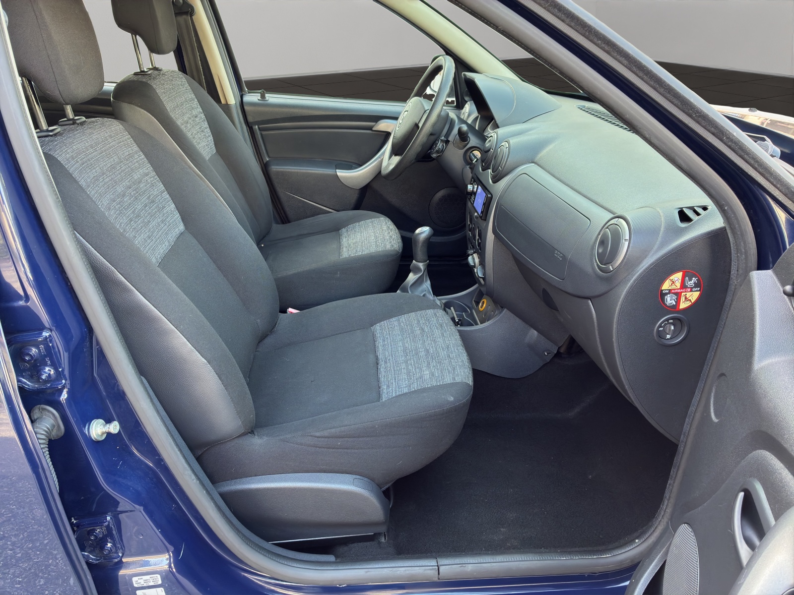 DACIA Duster 1.6 4x2-image-10