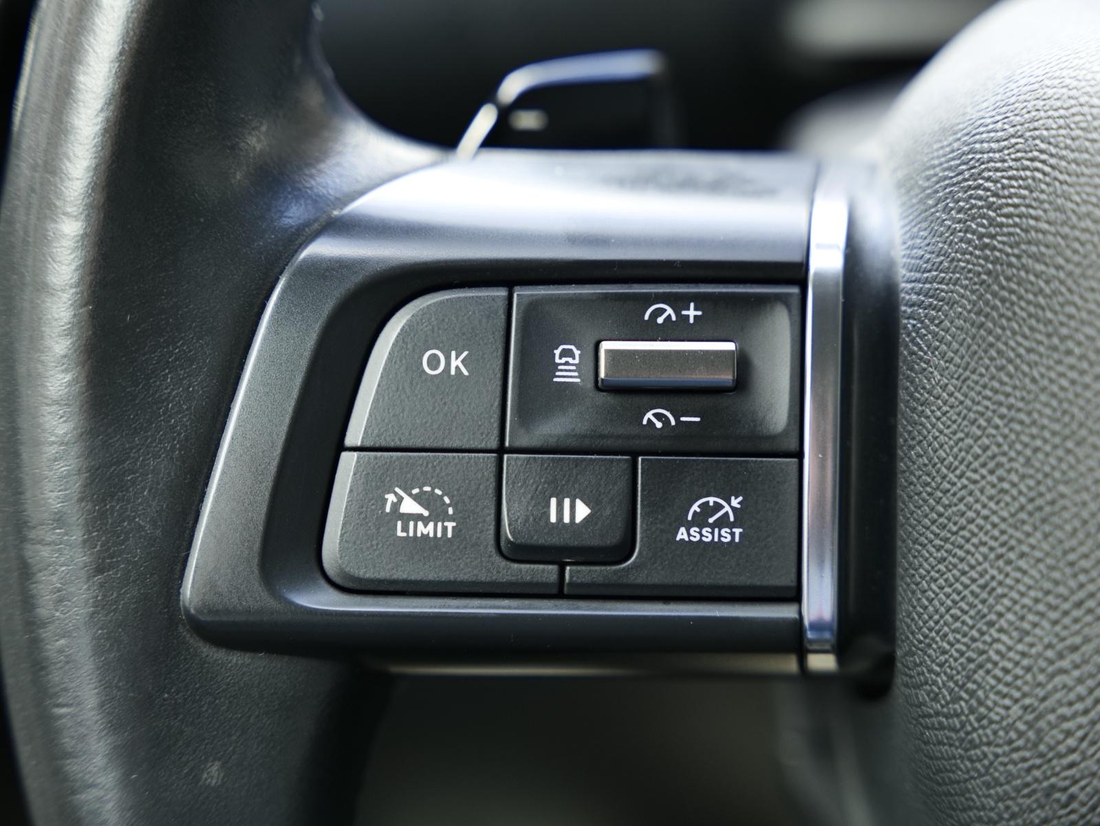 CITROEN C4 1.2 130 EAT8 Shine-image-23