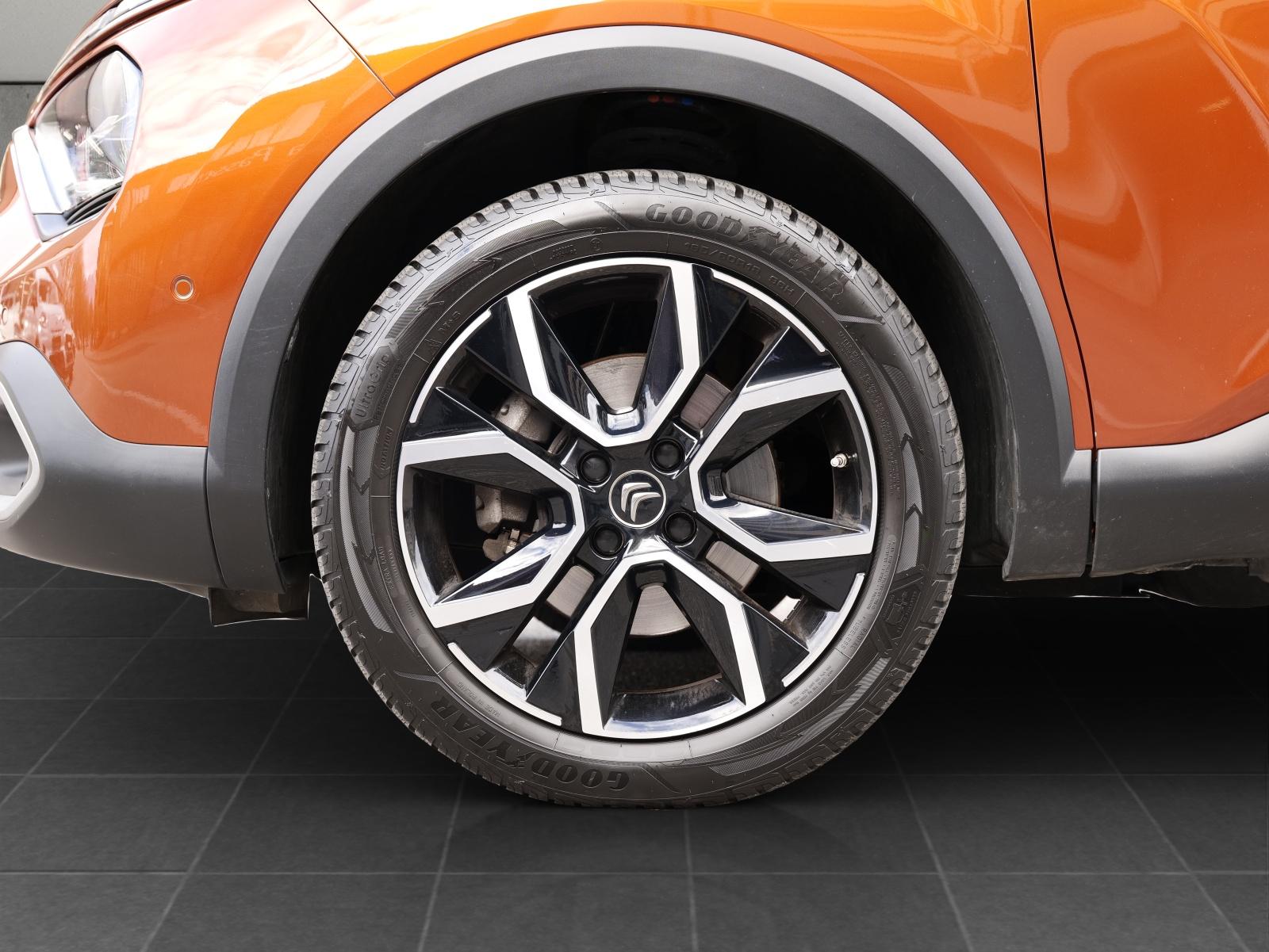 CITROEN C4 1.2 130 EAT8 Shine-image-16