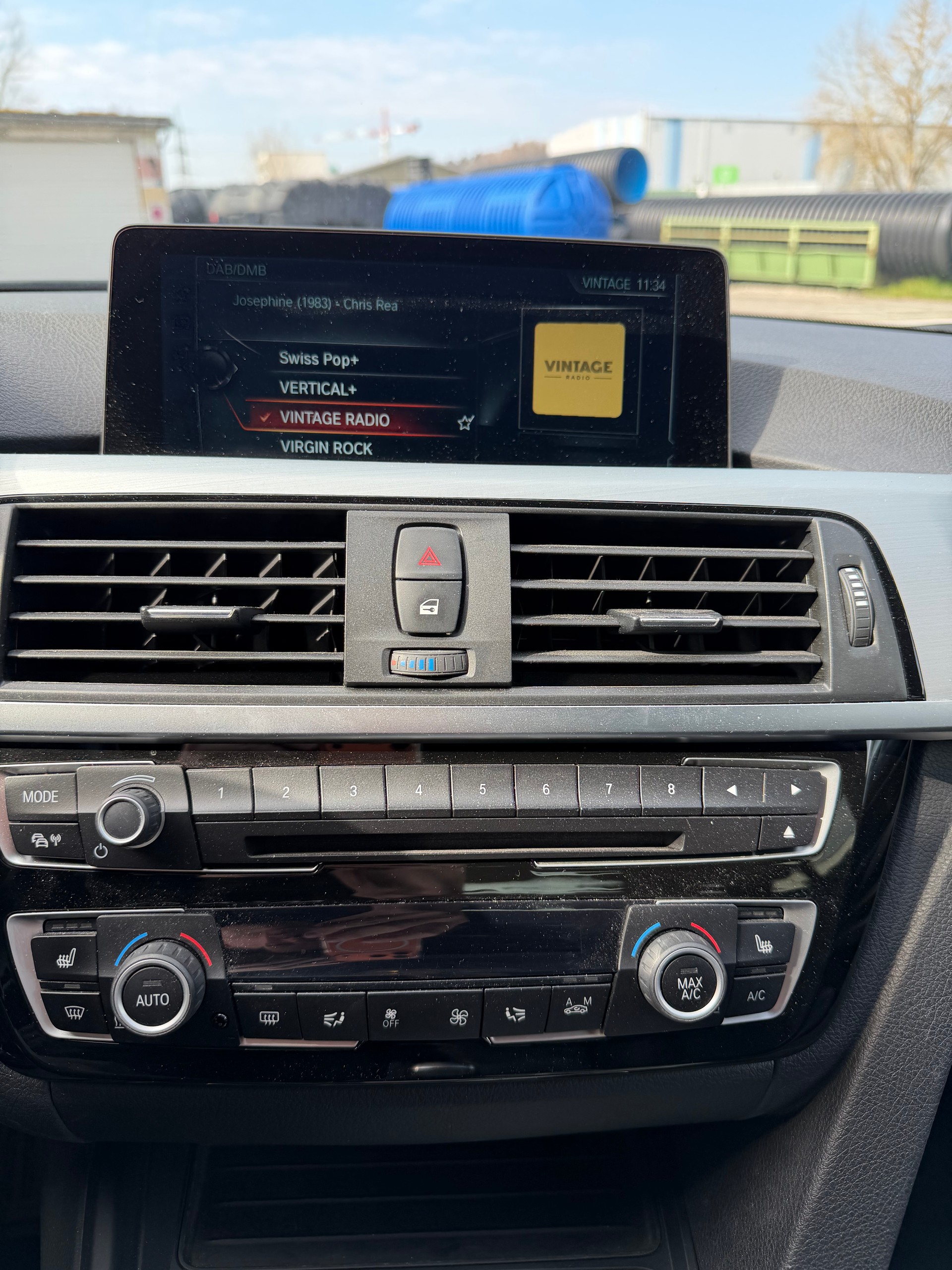 BMW 330d xDrive Touring M Sport Line Steptronic-image-16