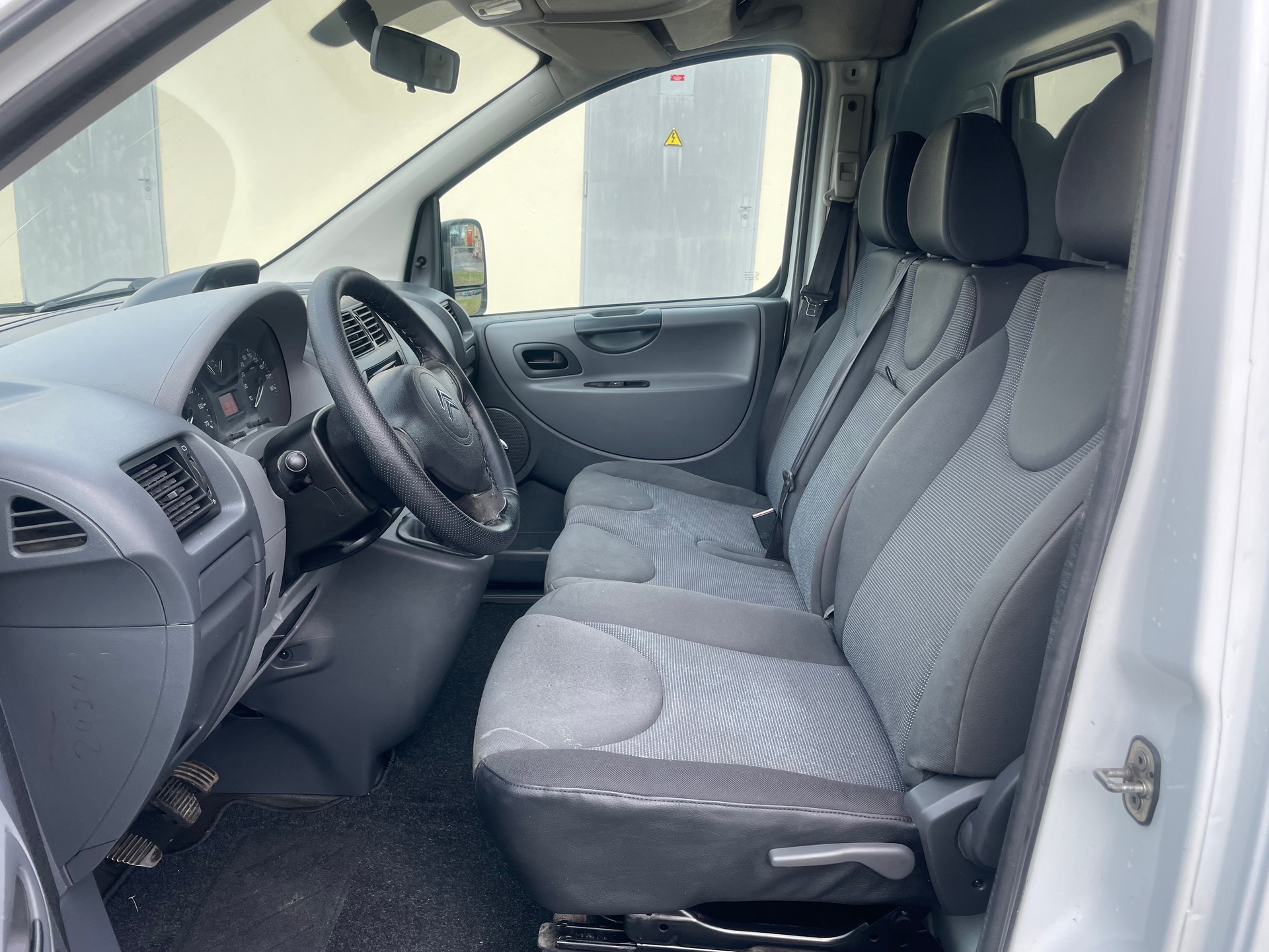 CITROEN Jumpy 1.6 HDi Komfort 12 L1H1-image-8