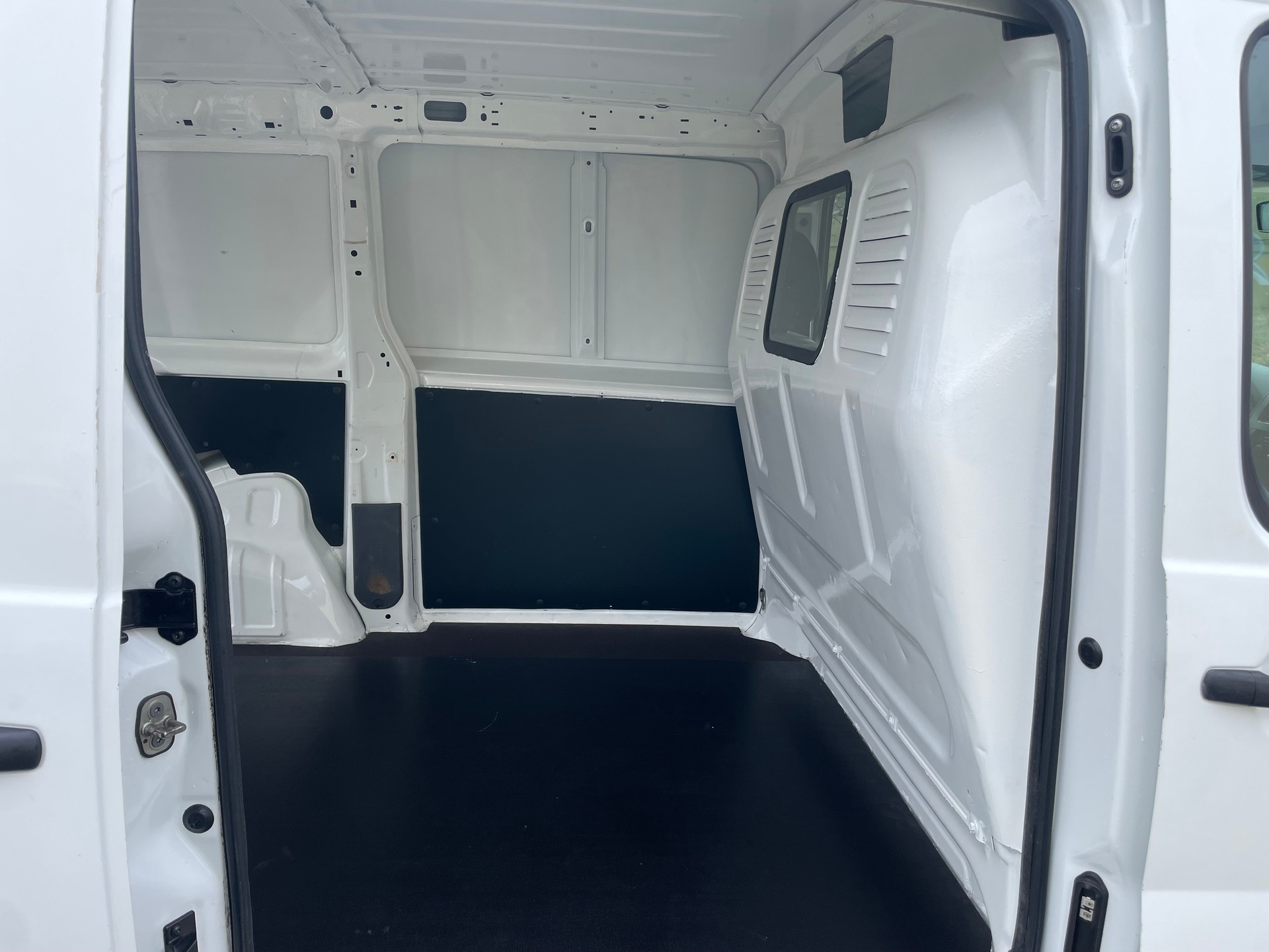 CITROEN Jumpy 1.6 HDi Komfort 12 L1H1-image-6