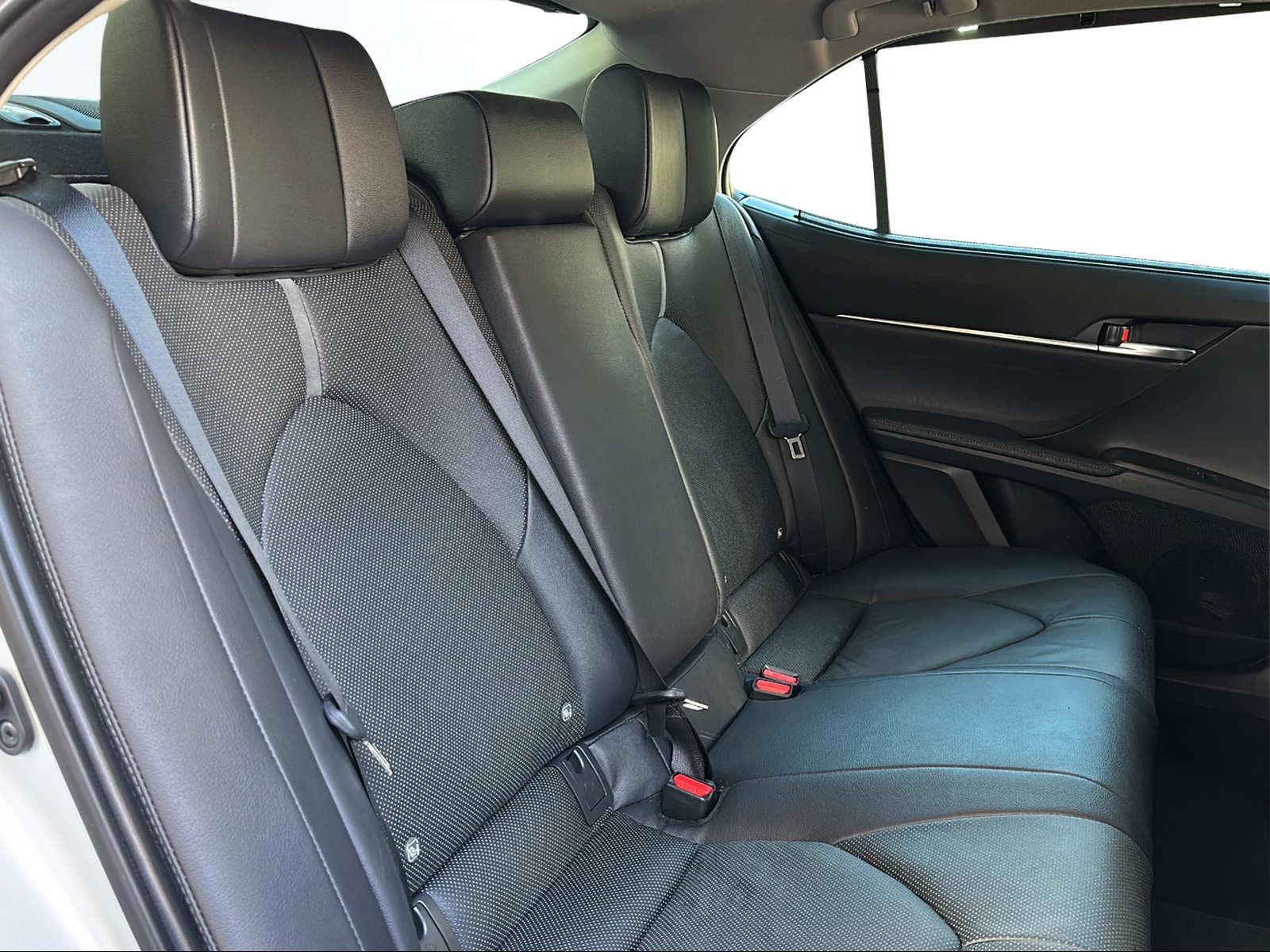TOYOTA Camry 2.5 HSD Premium-image-14