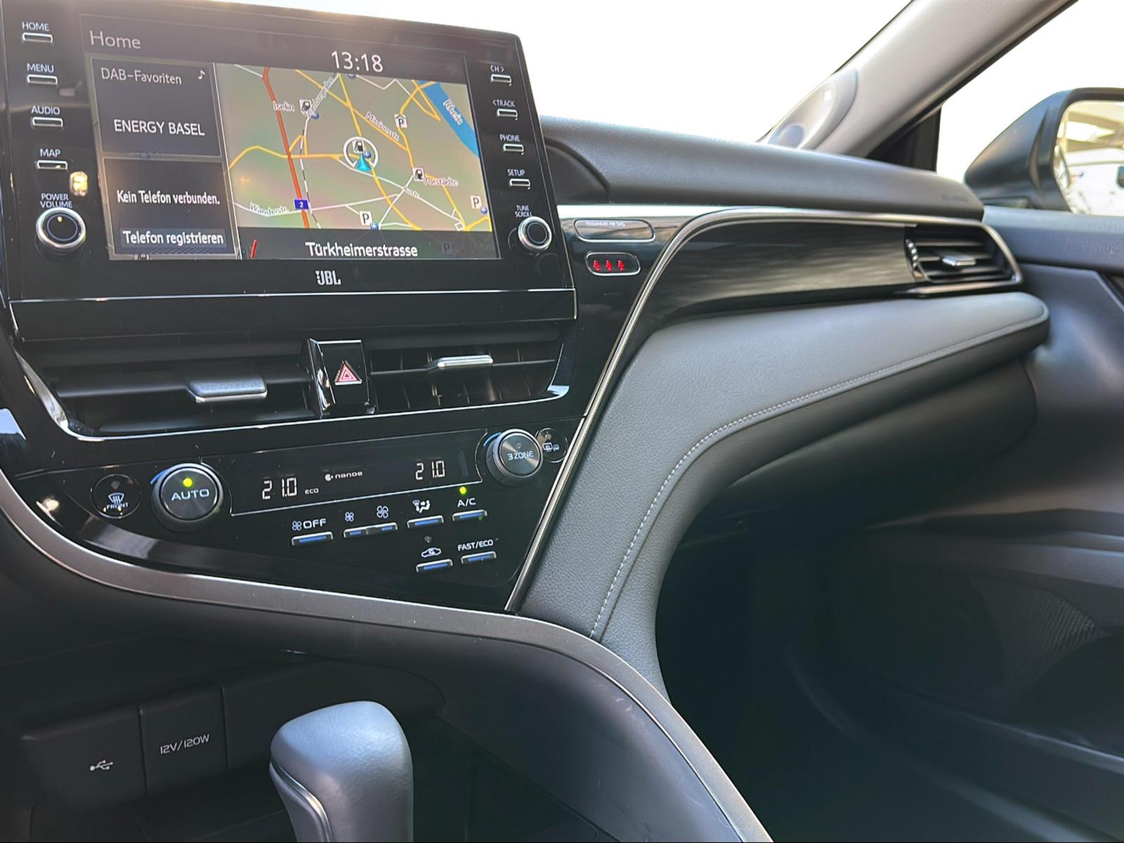 TOYOTA Camry 2.5 HSD Premium-image-12