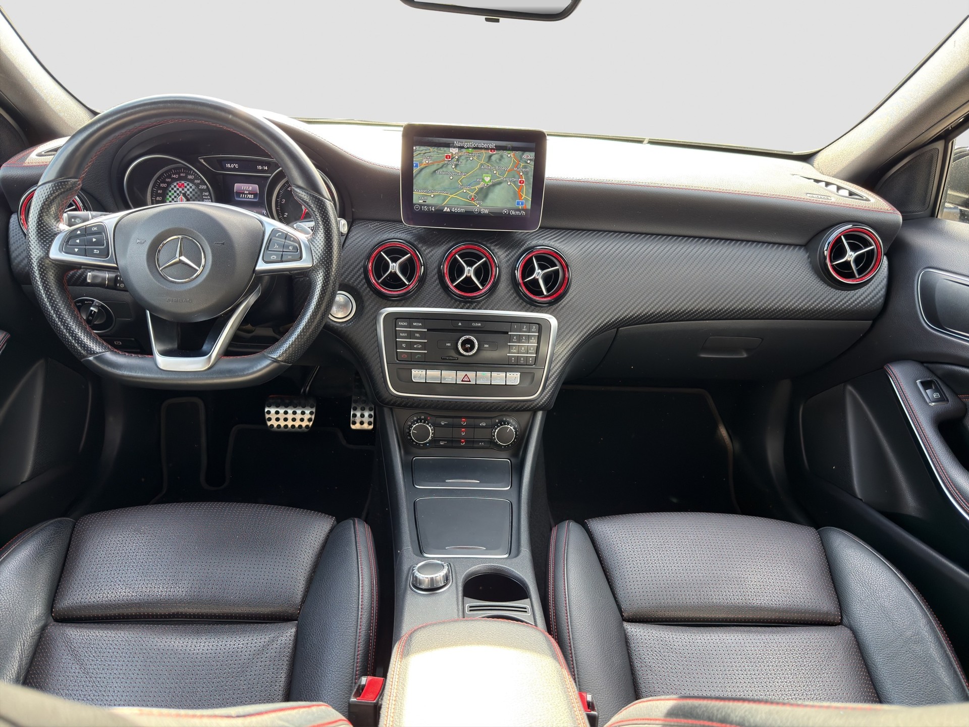 MERCEDES-BENZ A 250 Sport 7G-DCT-image-10