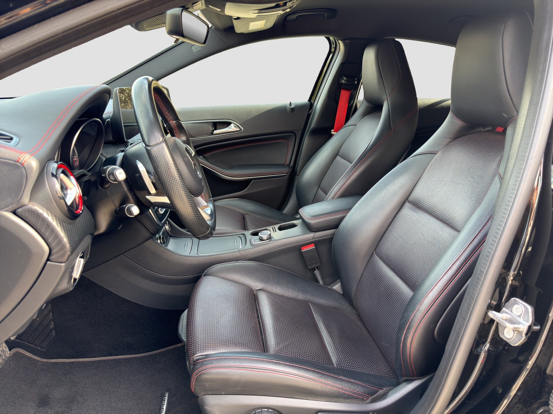 MERCEDES-BENZ A 250 Sport 7G-DCT-image-8