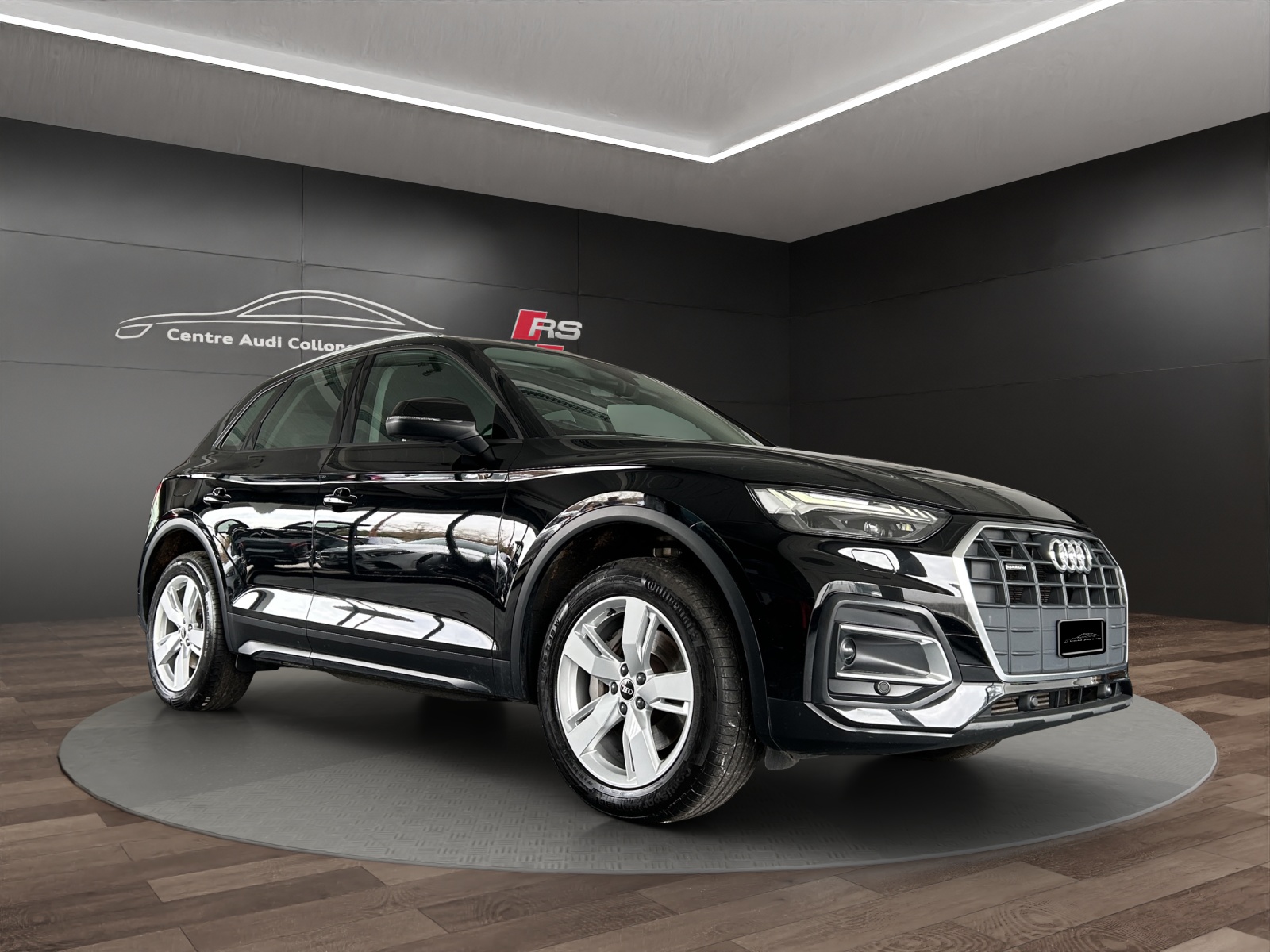 AUDI Q5 50 TFSI e PHEV quattro S-tronic-image-6