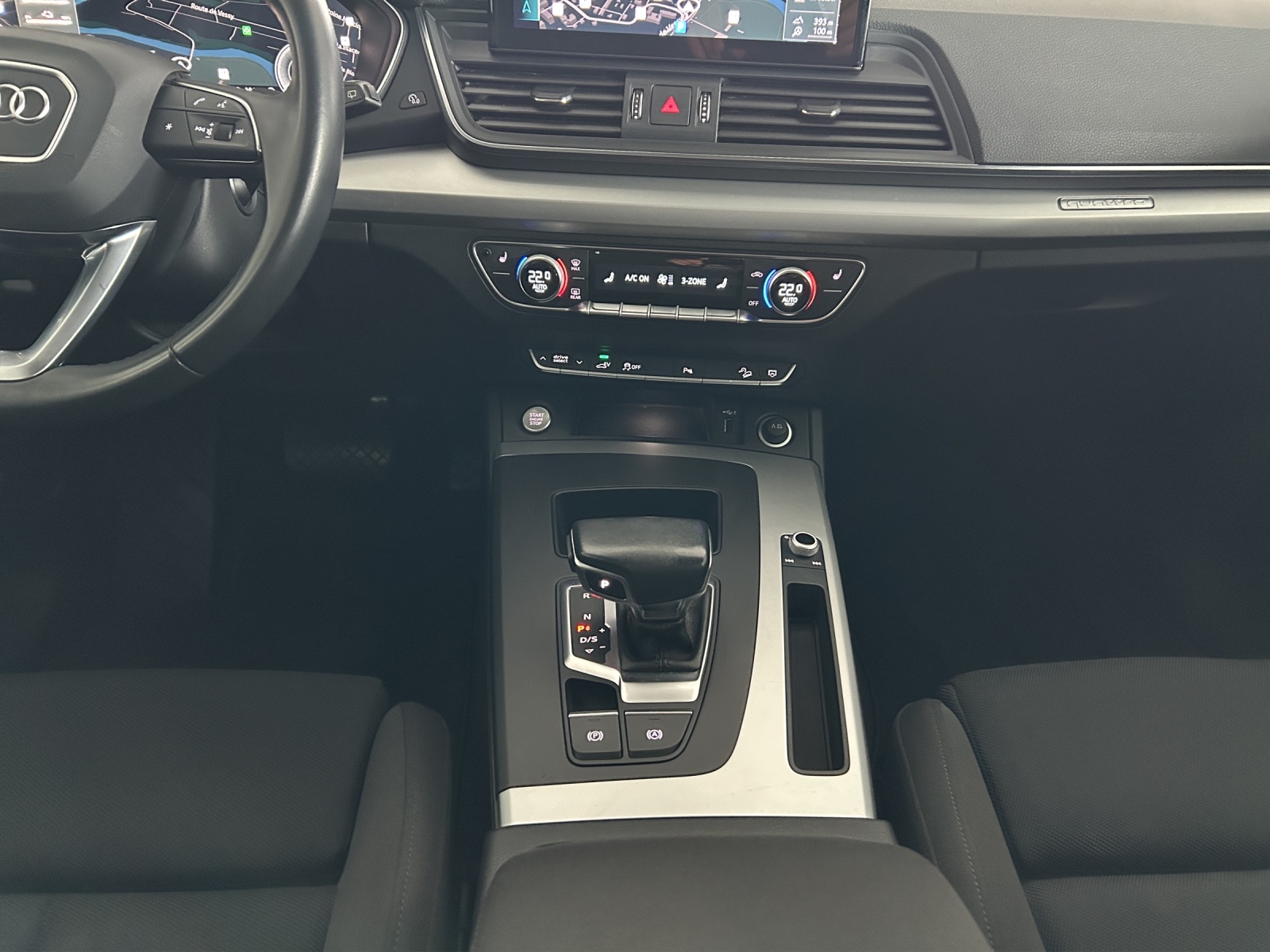 AUDI Q5 50 TFSI e PHEV quattro S-tronic-image-12