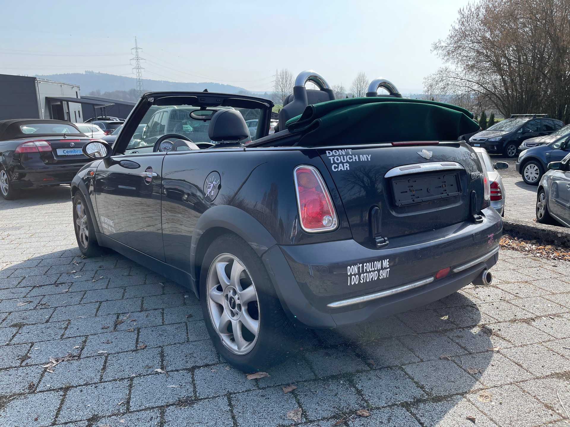 MINI Cooper Cabriolet-image-2