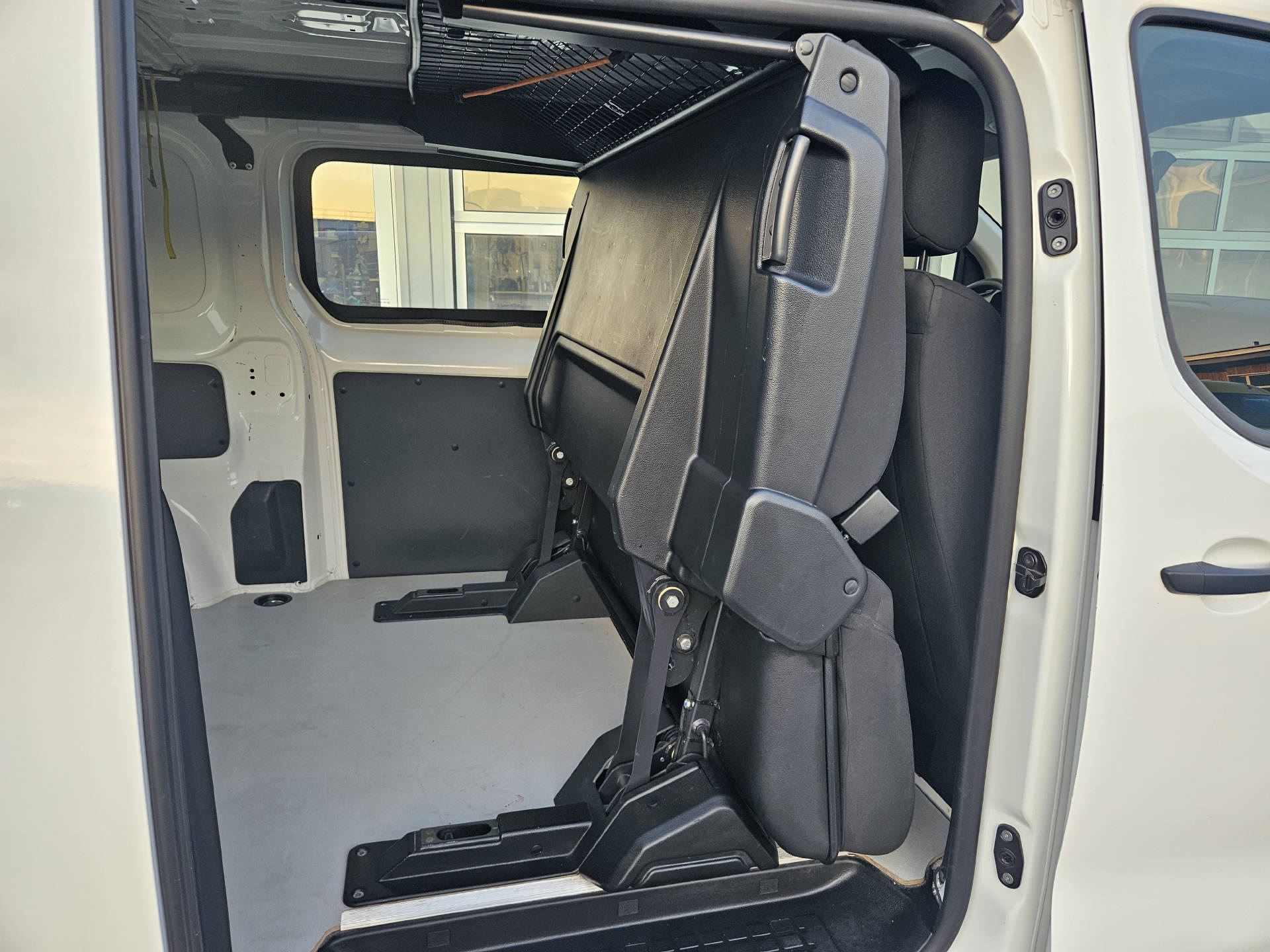 CITROEN Jumpy Kaw. M 1.5 BlueHDi 120 Swiss Edition S/S * 6- Plätzer * Klima * Tempomat * AHK *-image-5