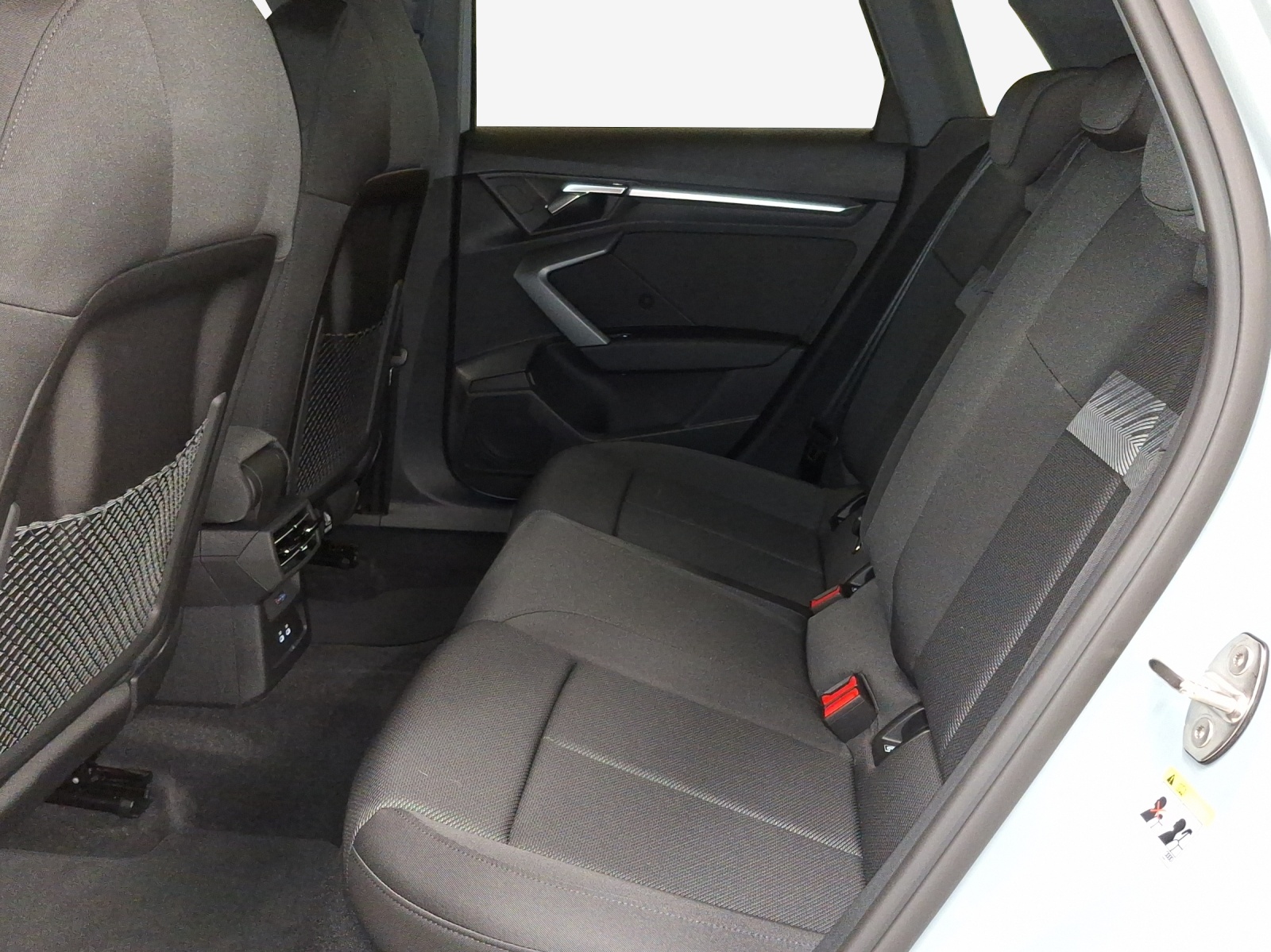 AUDI A3 Sportback TFSI 110 kW Attraction S tronic-image-11