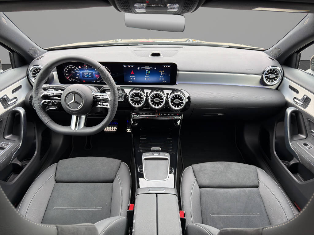 MERCEDES-BENZ A 250 AMG Line 4m-image-8