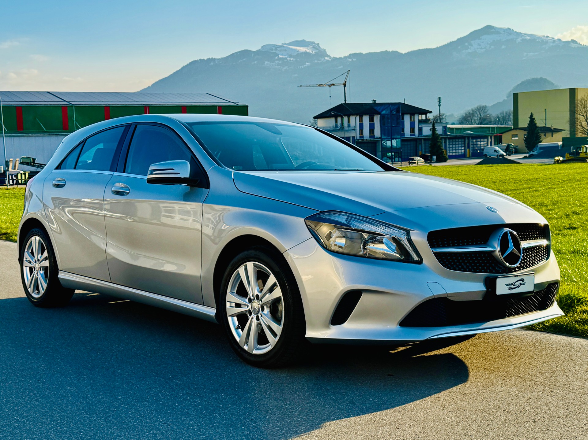 MERCEDES-BENZ A 180 Urban-image-5