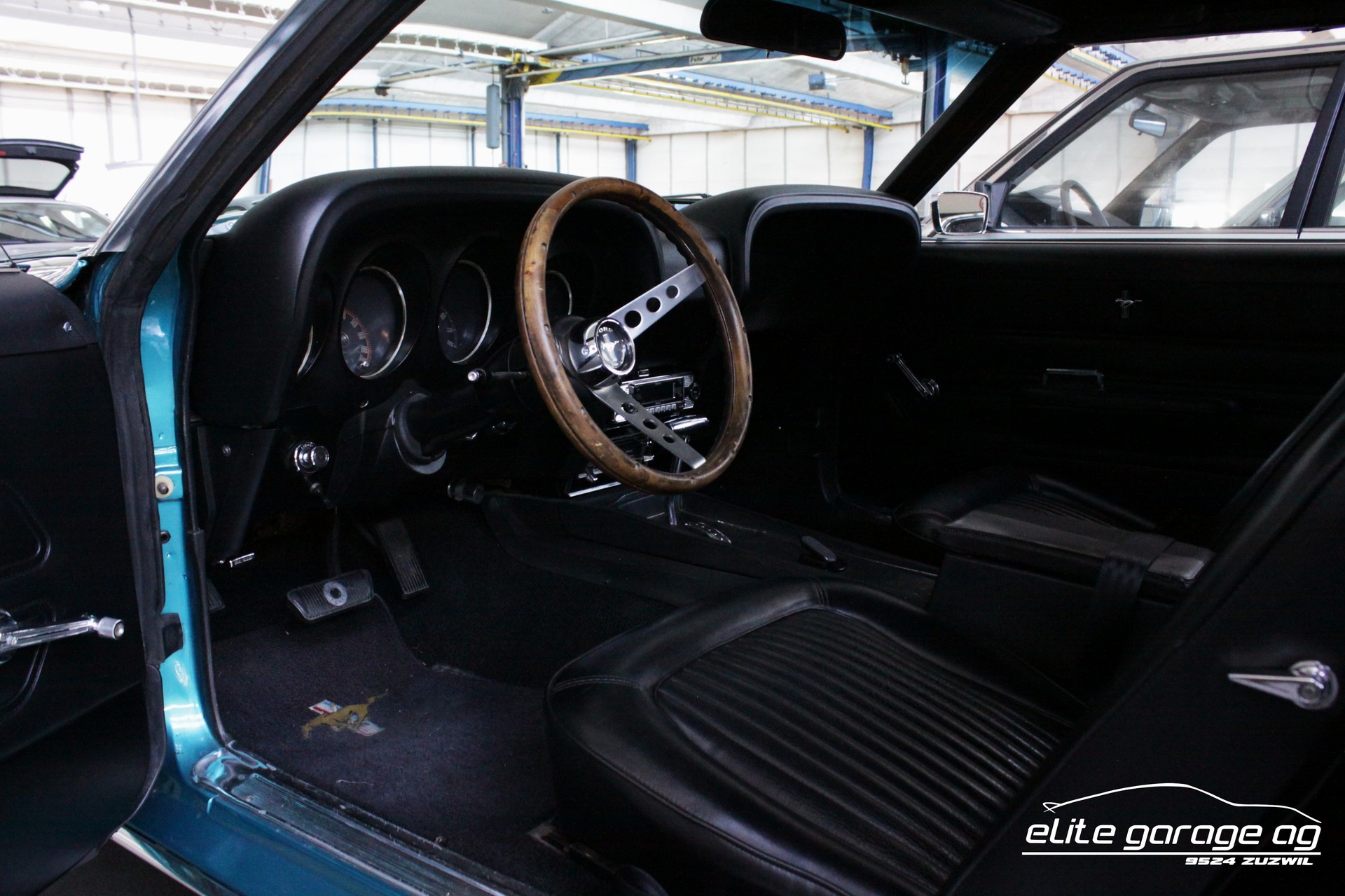 FORD Mustang 351 Convertible VETERANENGEPRÜFT-image-10