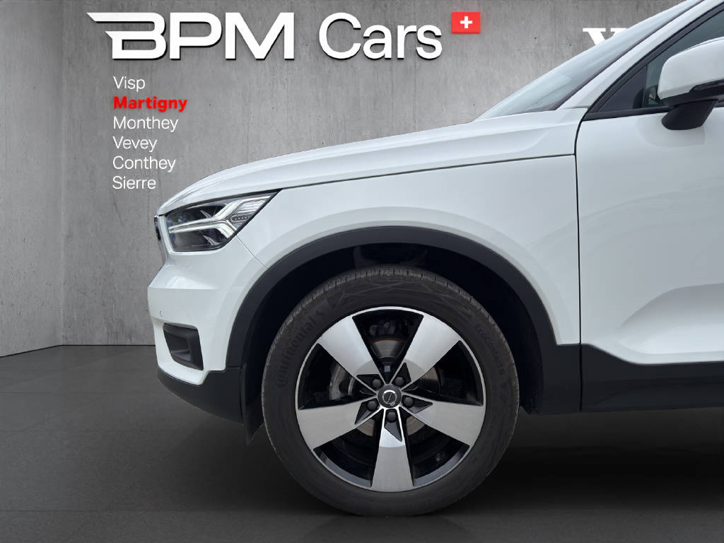 VOLVO XC40 1.5 T2 Momentum-image-6
