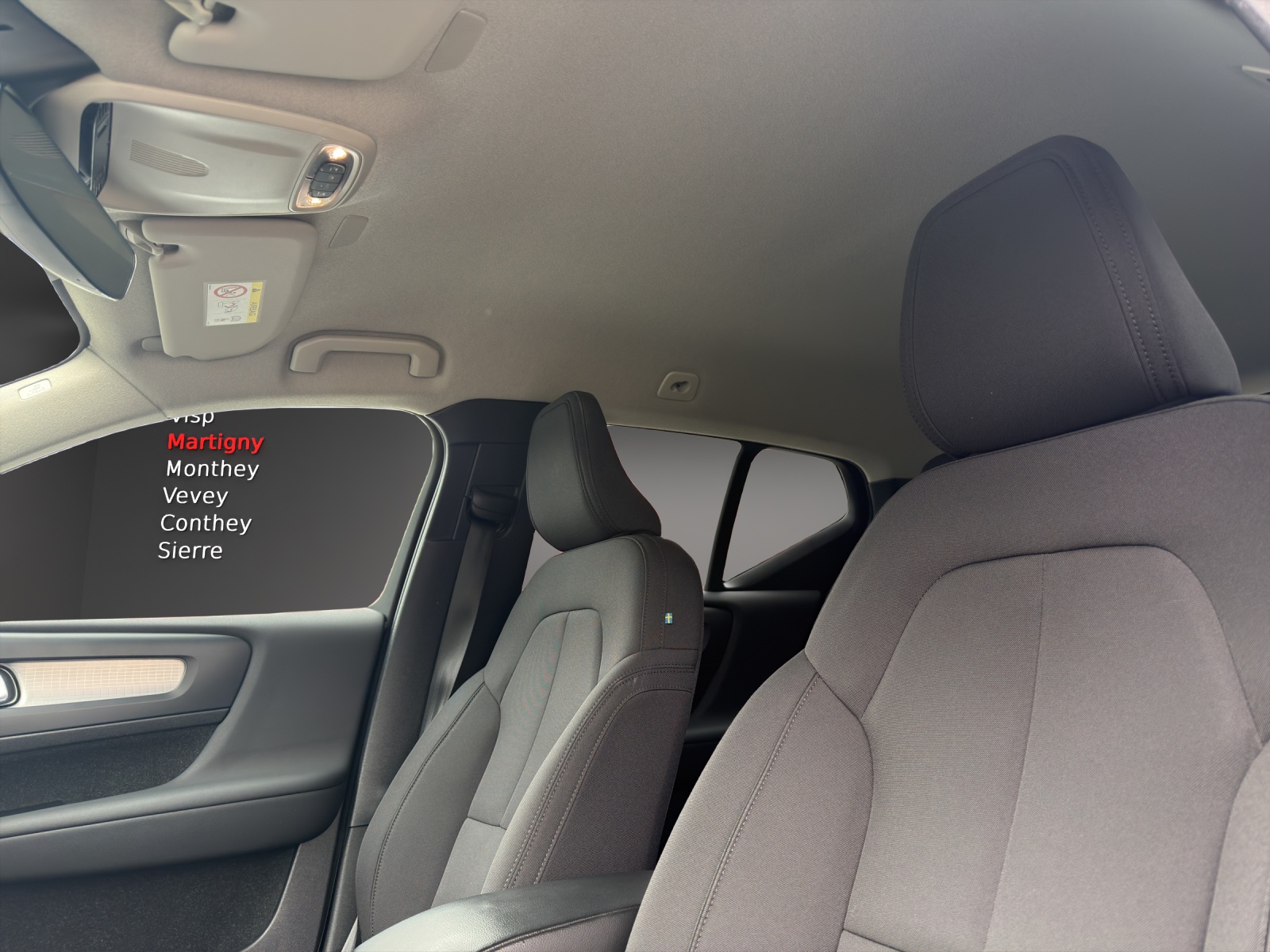 VOLVO XC40 1.5 T2 Momentum-image-13