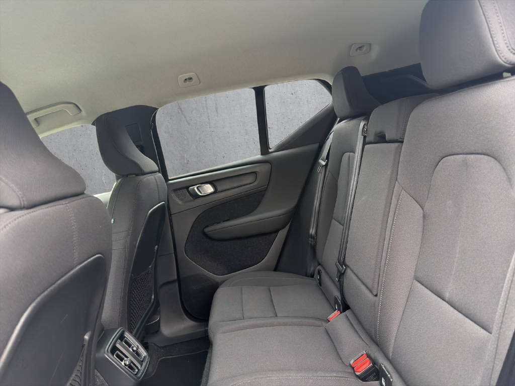 VOLVO XC40 1.5 T2 Momentum-image-14
