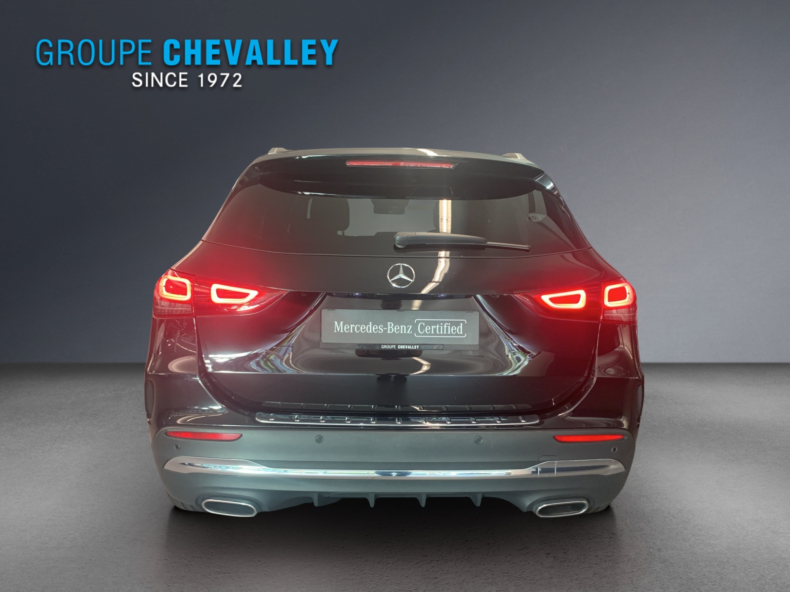 MERCEDES-BENZ GLA 250 AMG Line 4Matic-image-4