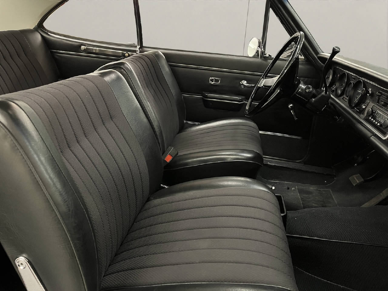 OPEL Rekord-image-11