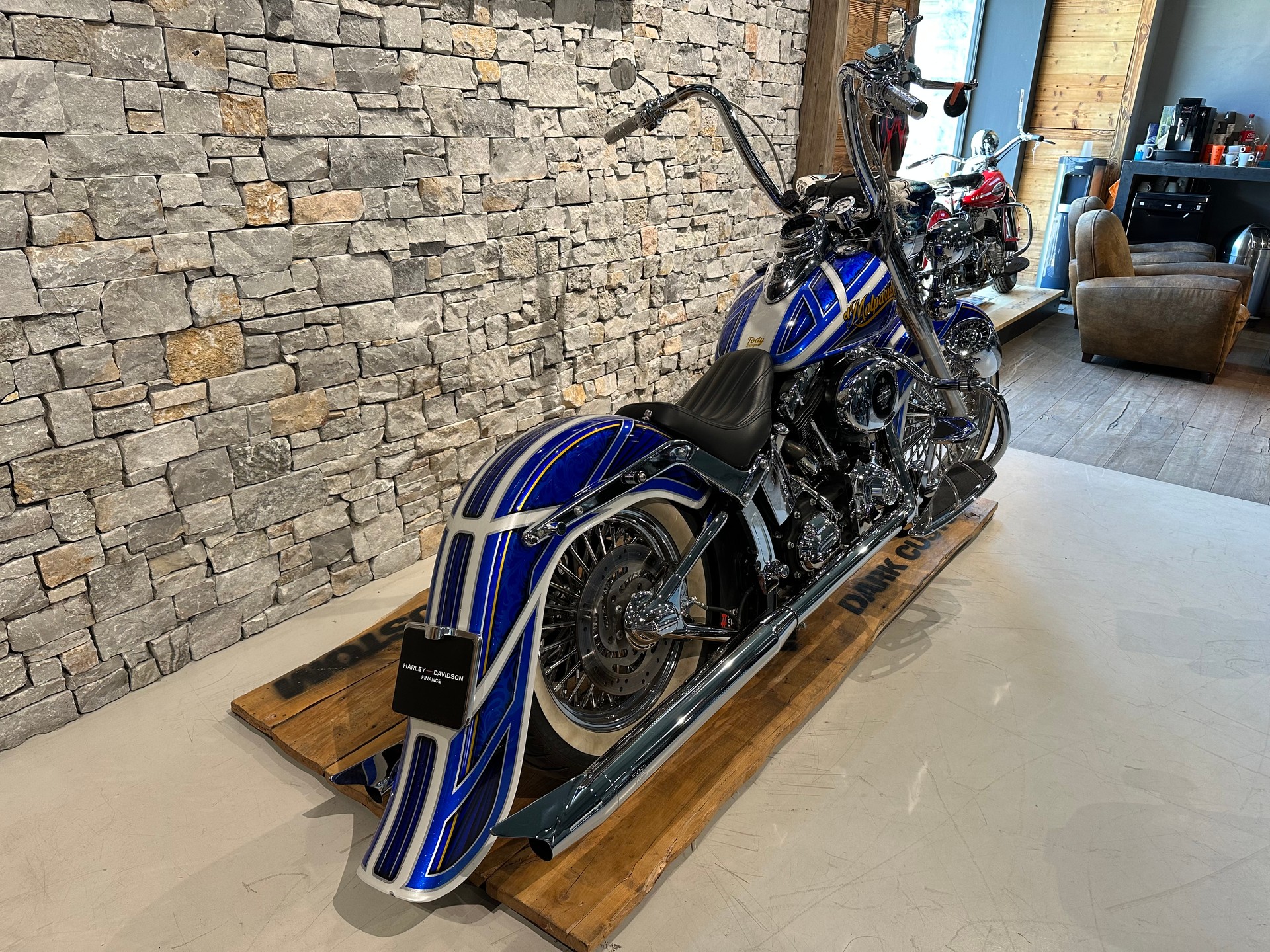 HARLEY-DAVIDSON FLSTCI Softail Classic-showroom-element-2