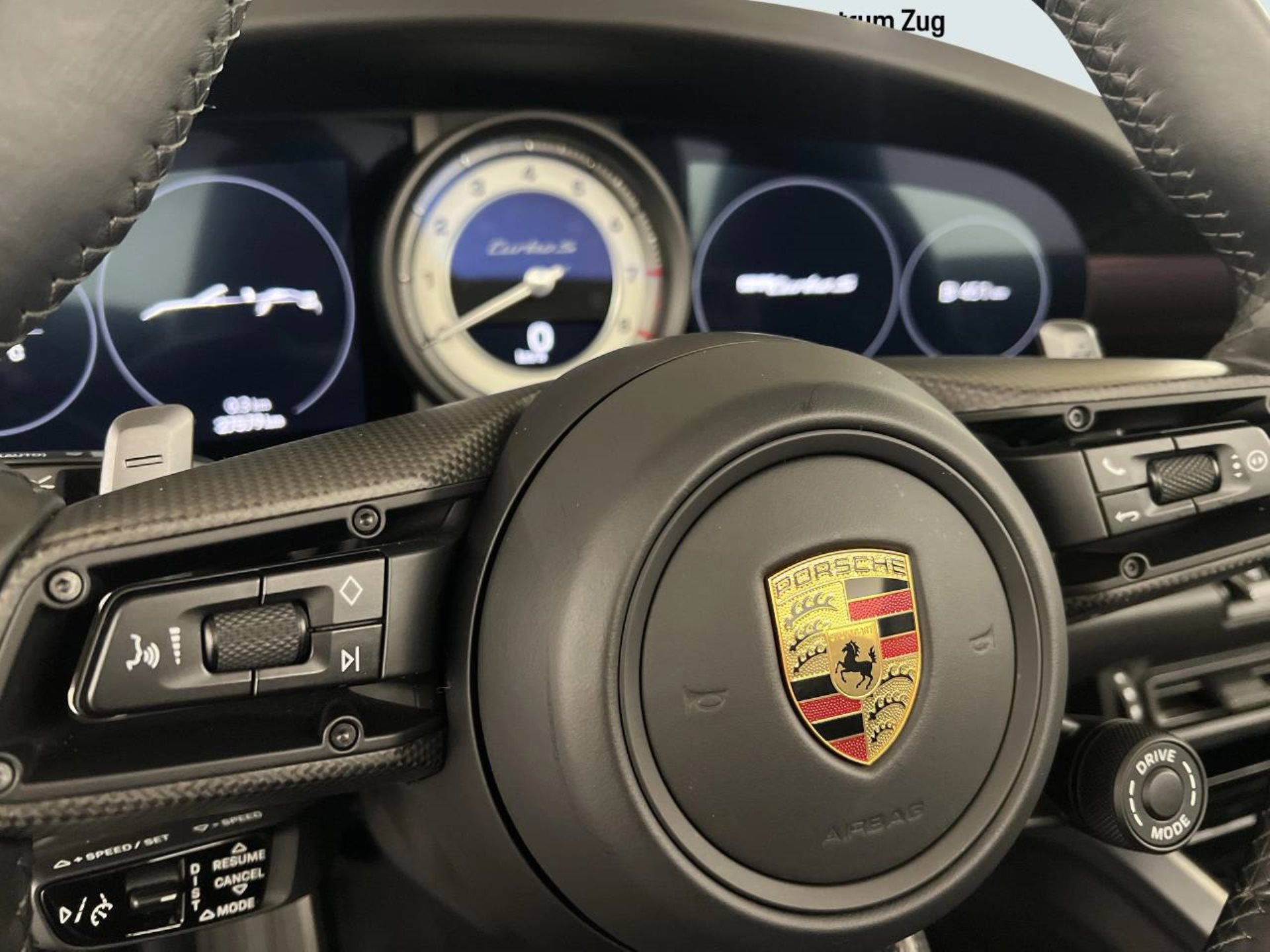 PORSCHE 911 Turbo S Cabriolet-image-17