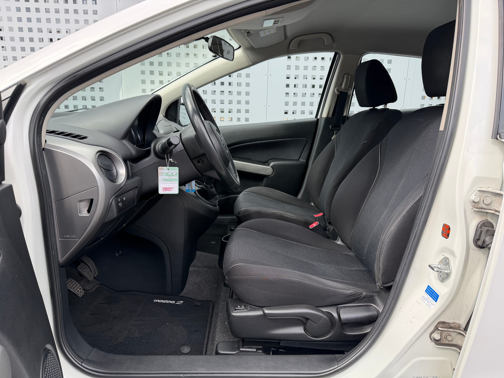 MAZDA 2 1.5i 16V Sport-image-11